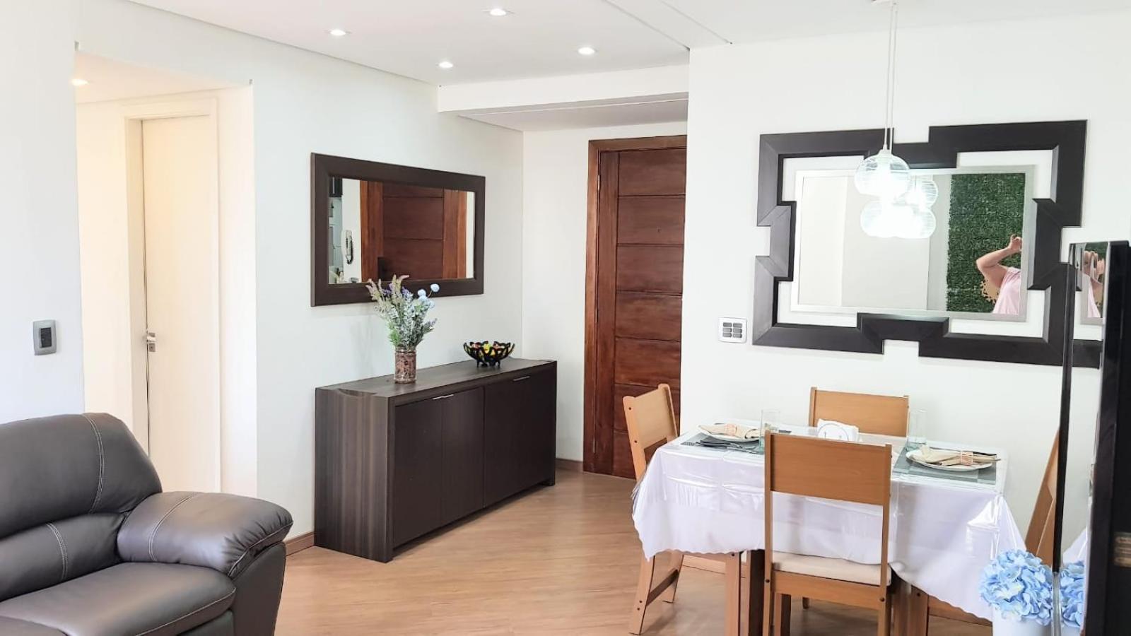 Apartamento com 2 dormitórios no Centro de São Paulo - Acomoda até 6 pessoas