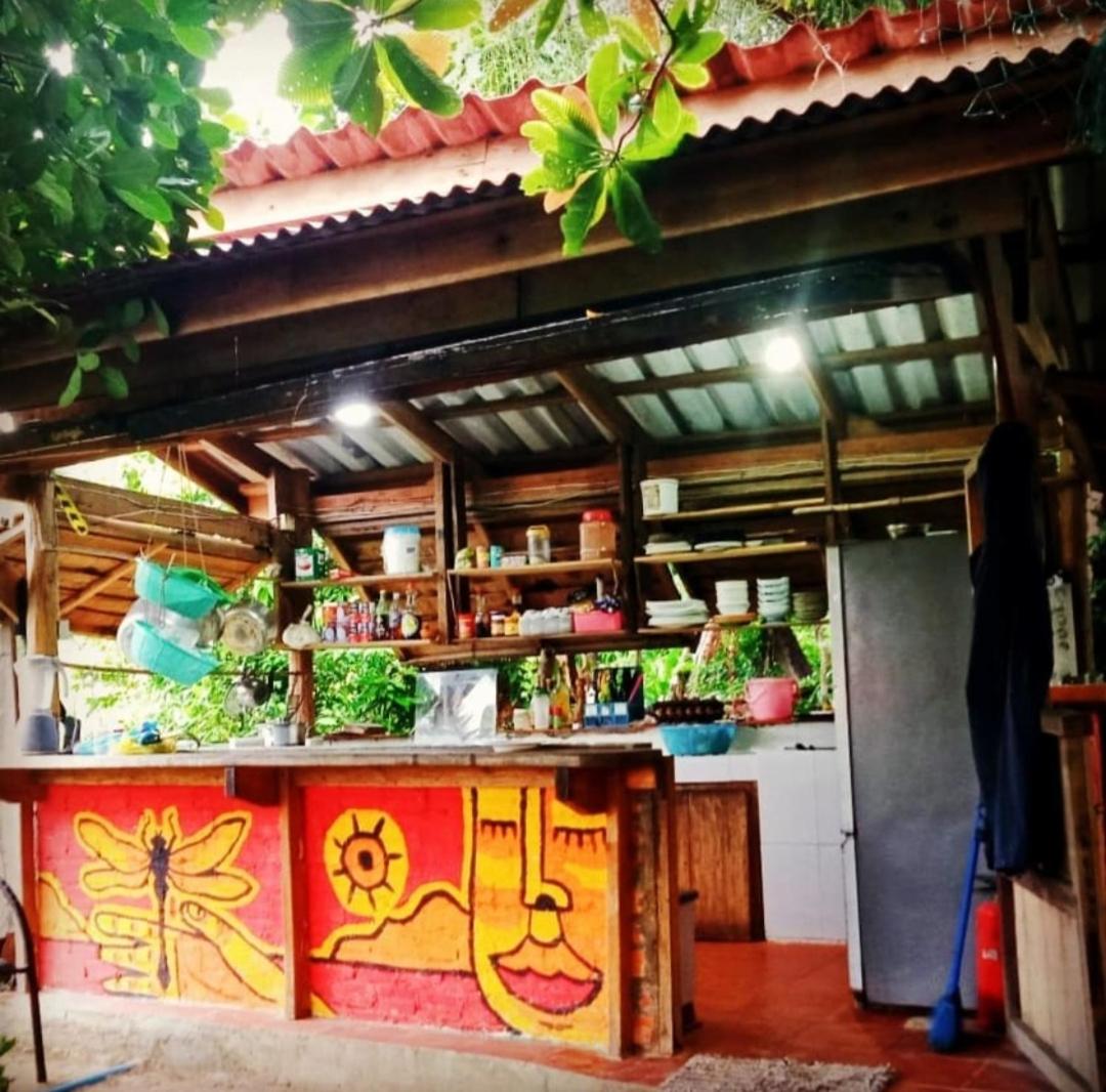 Dragonfly Guesthouse M'Pai Bay