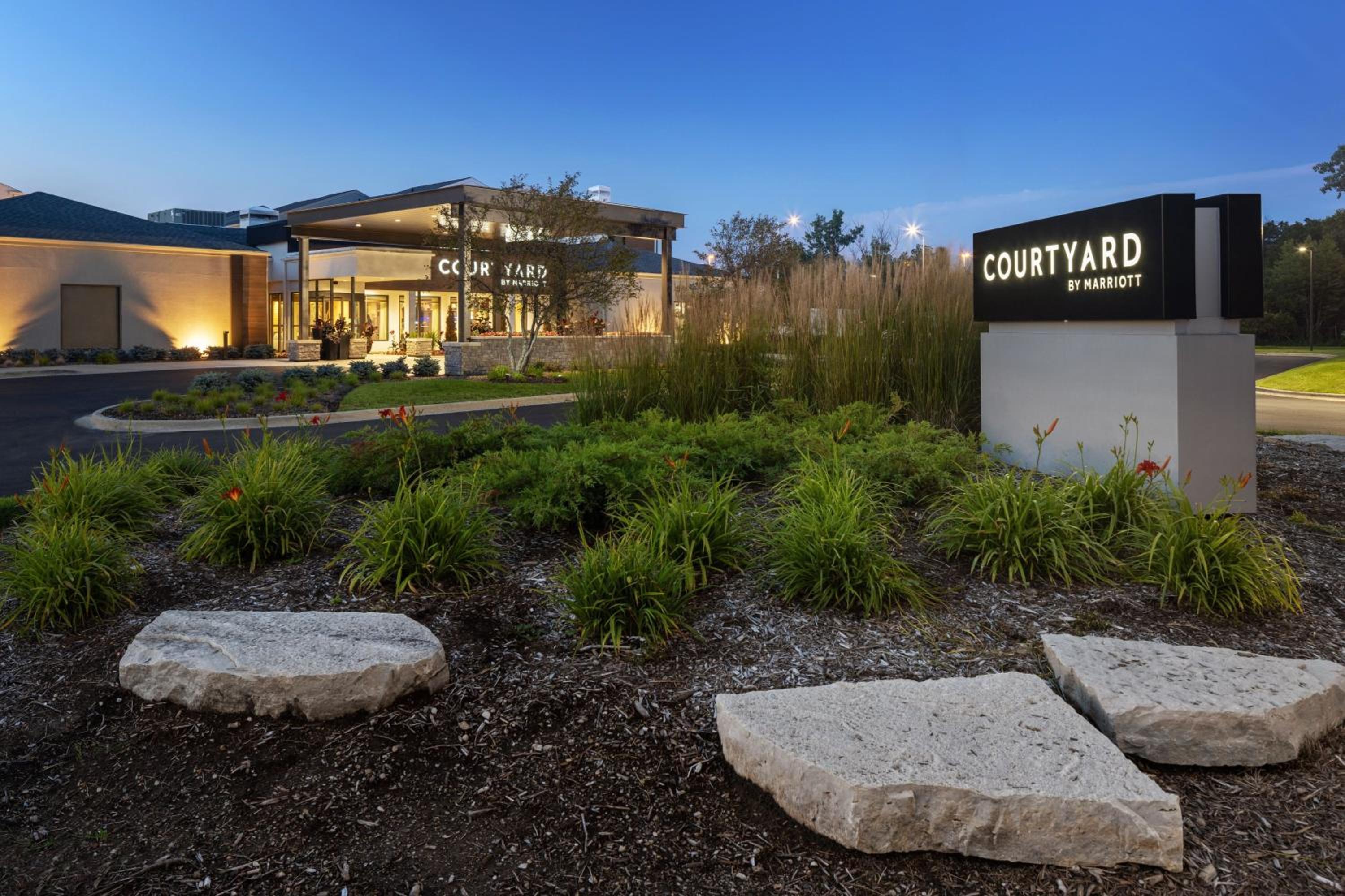 Waukegan Vacations - Courtyard by Marriott Chicago Waukegan / Gurnee - Property Image 53
