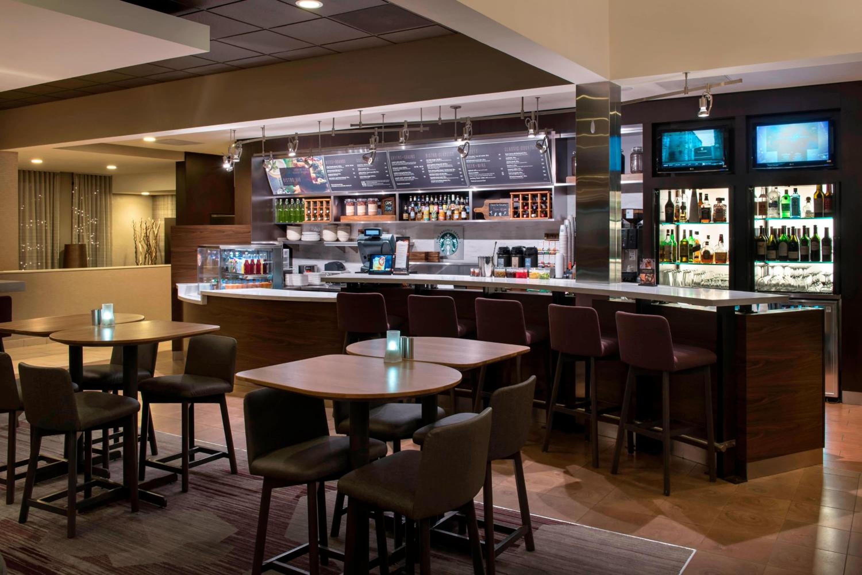 Waukegan Vacations - Courtyard by Marriott Chicago Waukegan / Gurnee - Property Image 16