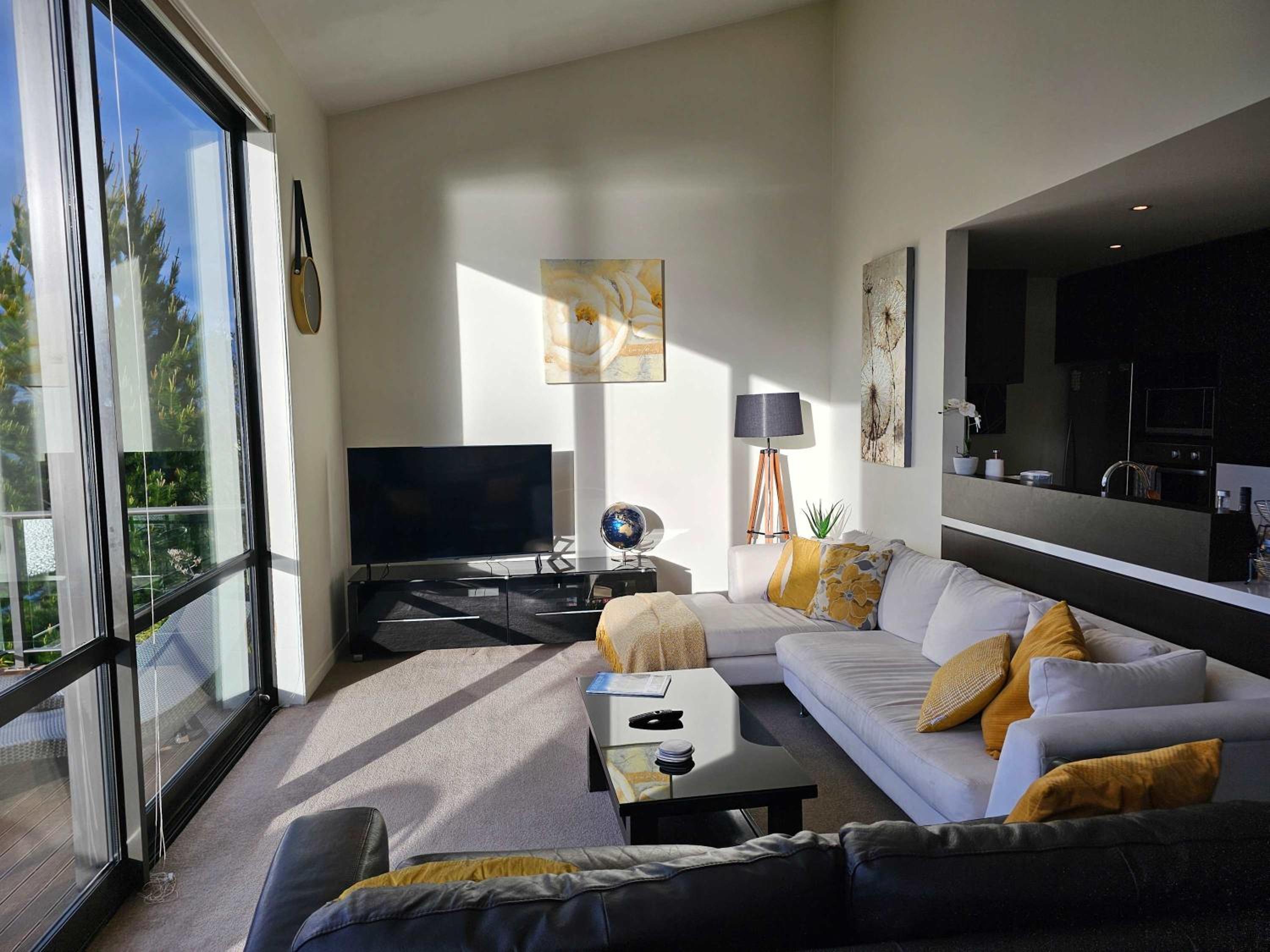 Escape, Recharge, Fall in Love With the View! view 3