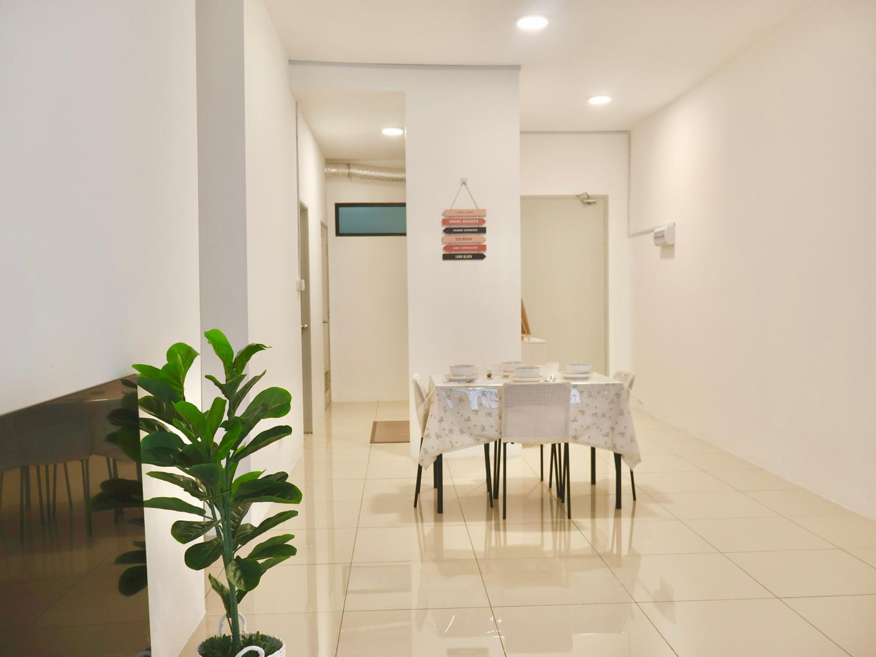 Gem Suites Apartment