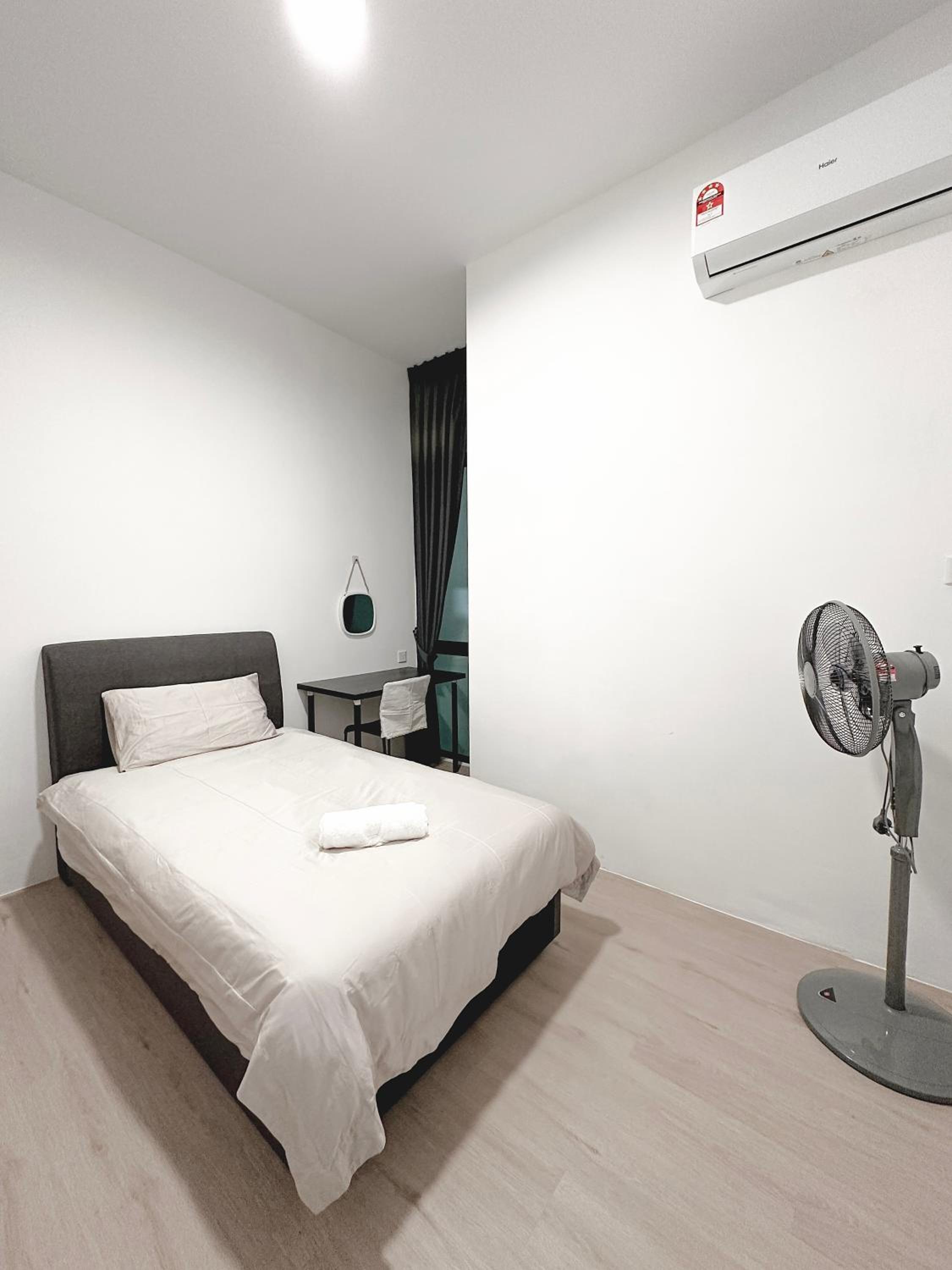 Gem Suites Apartment