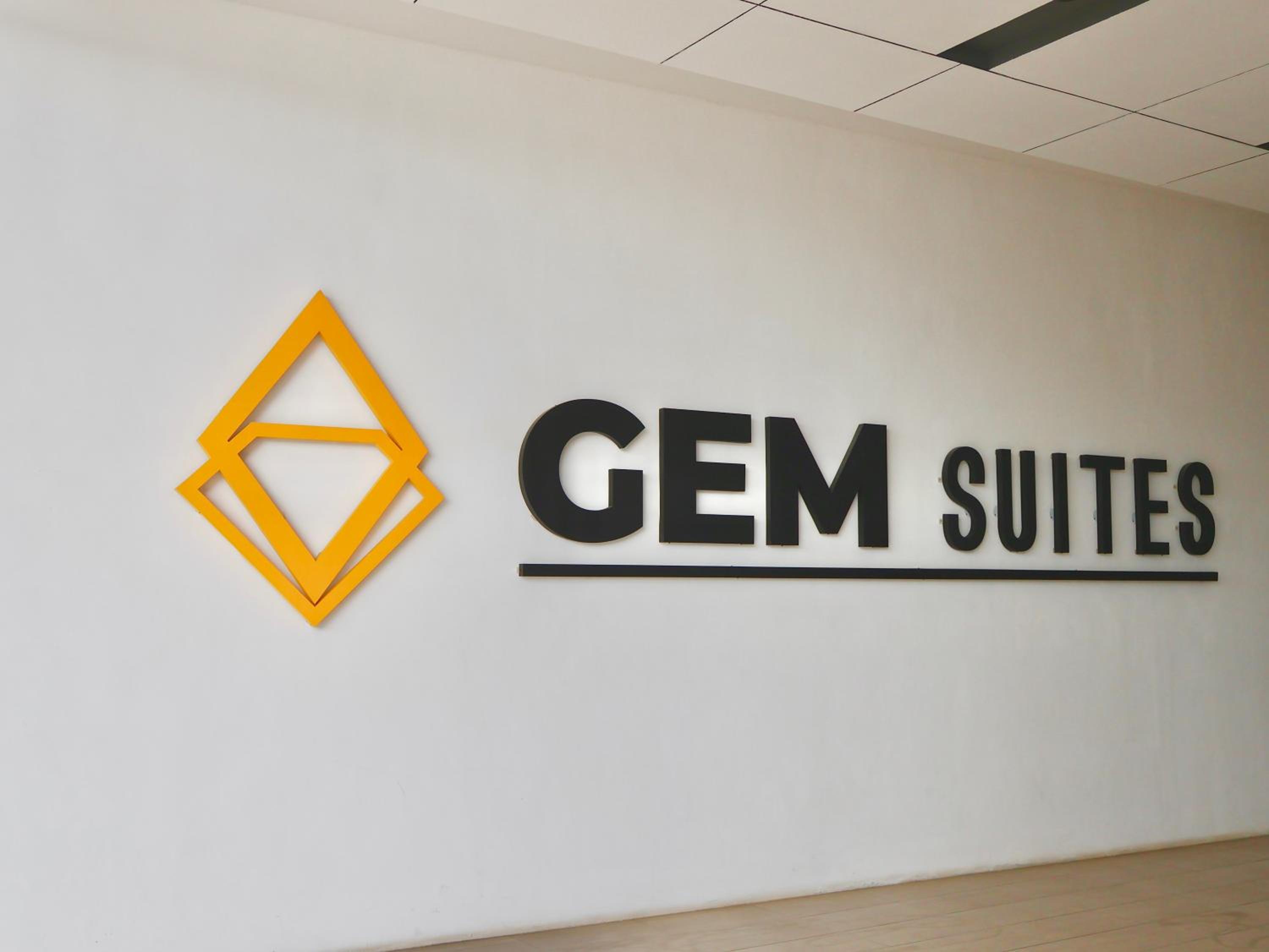 Gem Suites Apartment