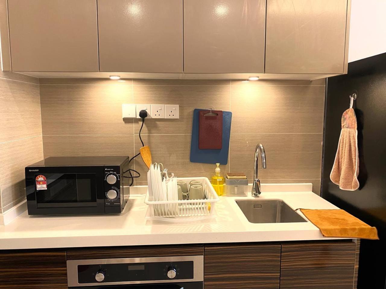 R&F Princess Cove JB Apartment Suites By SC Homestay