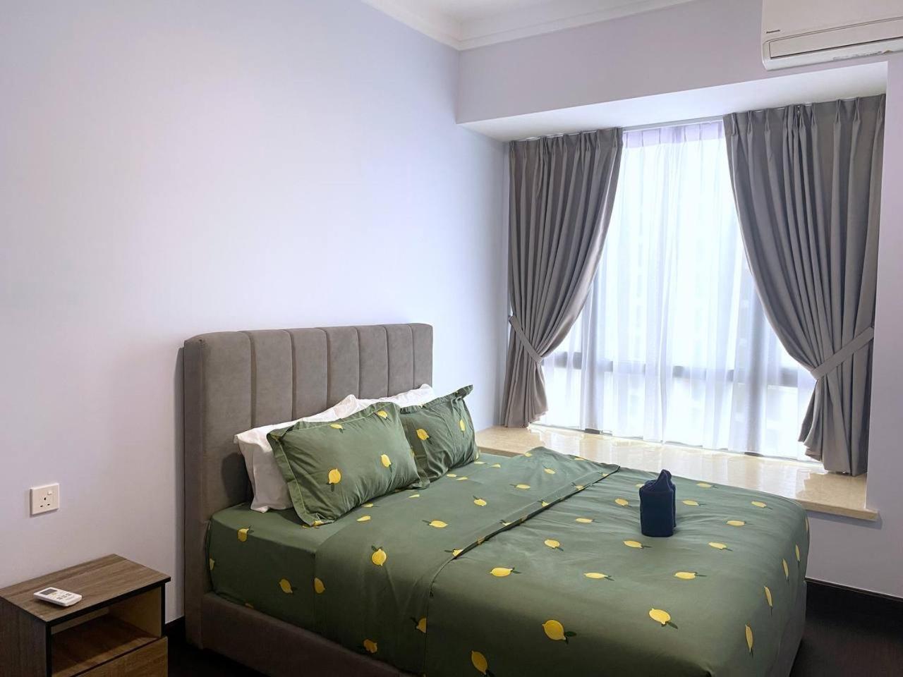 R&F Princess Cove JB Apartment Suites By SC Homestay