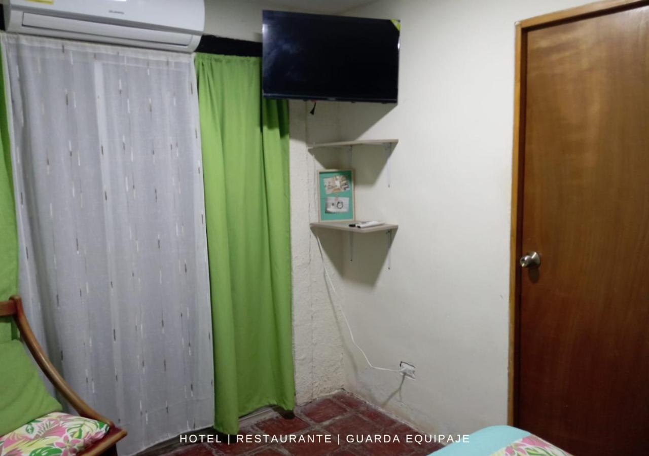 Hotel 4 Manzanas