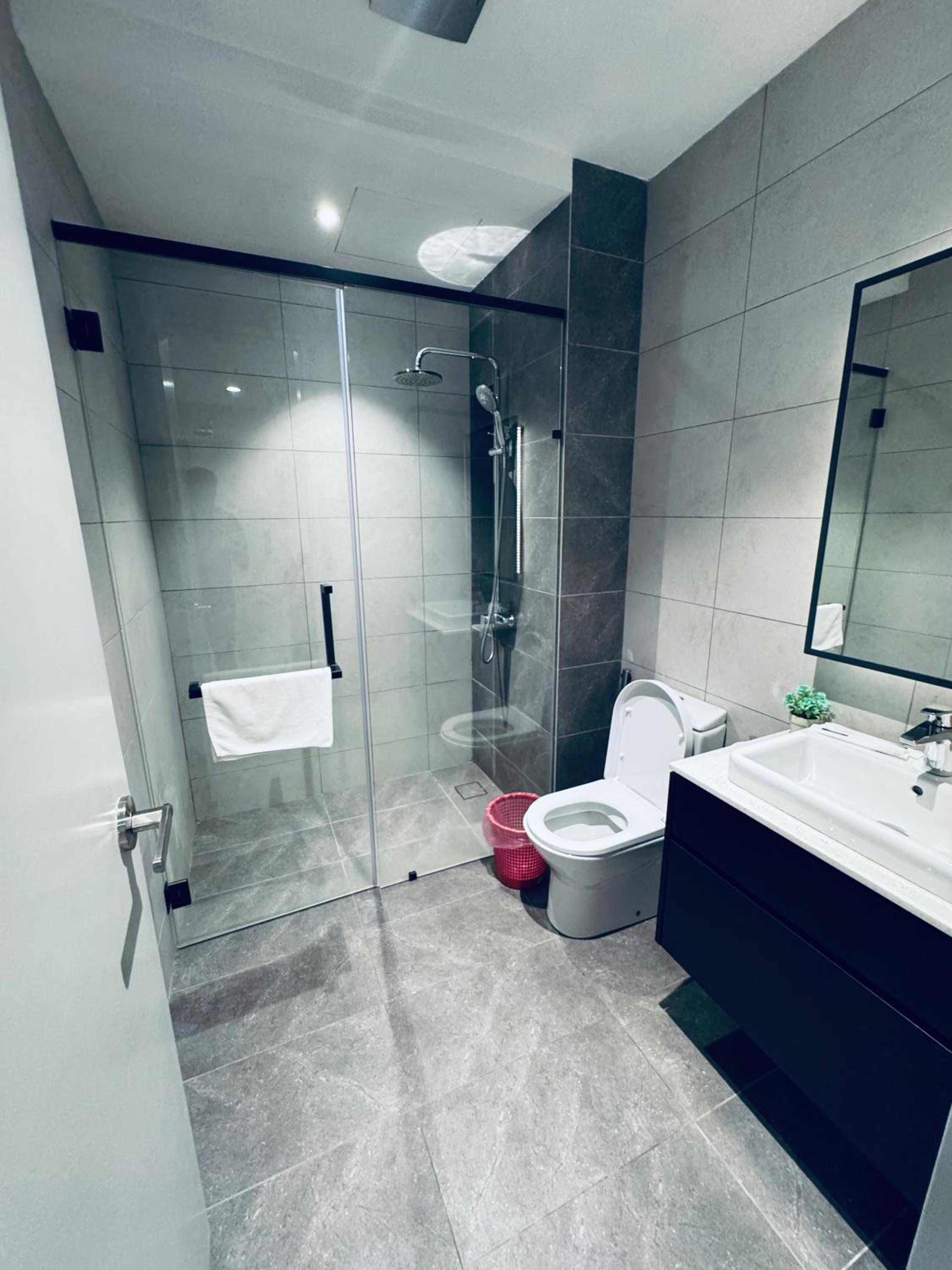 Luxury Suites At Axon Residence