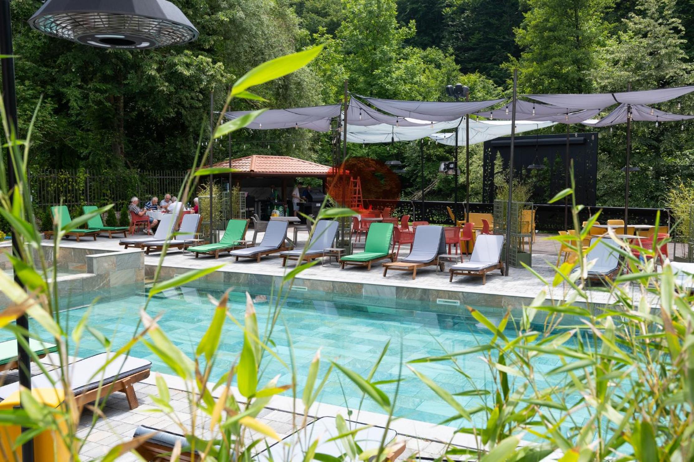 Valevtsi Mount Lodge - 365 days hot outdoor pool -