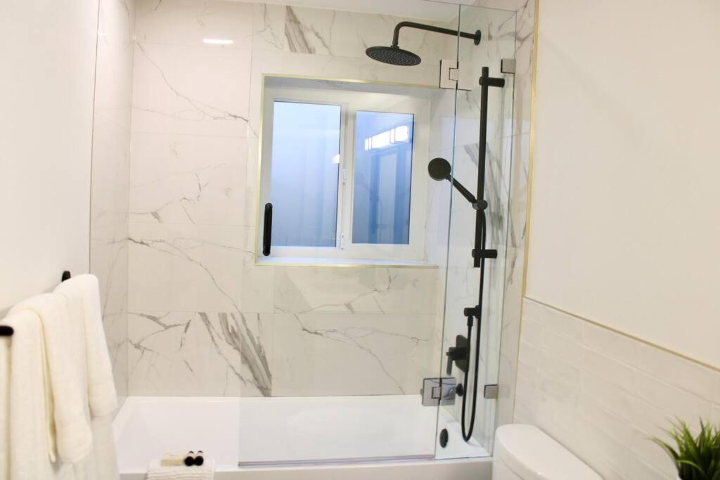 2BDR Stylish Comfort Parkside