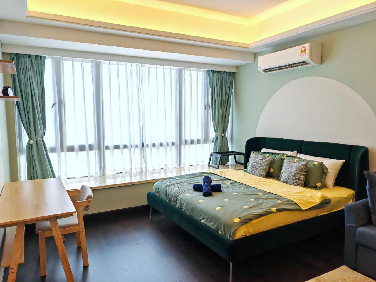 R&F Princess Cove JB Apartment Suites By SC Homestay