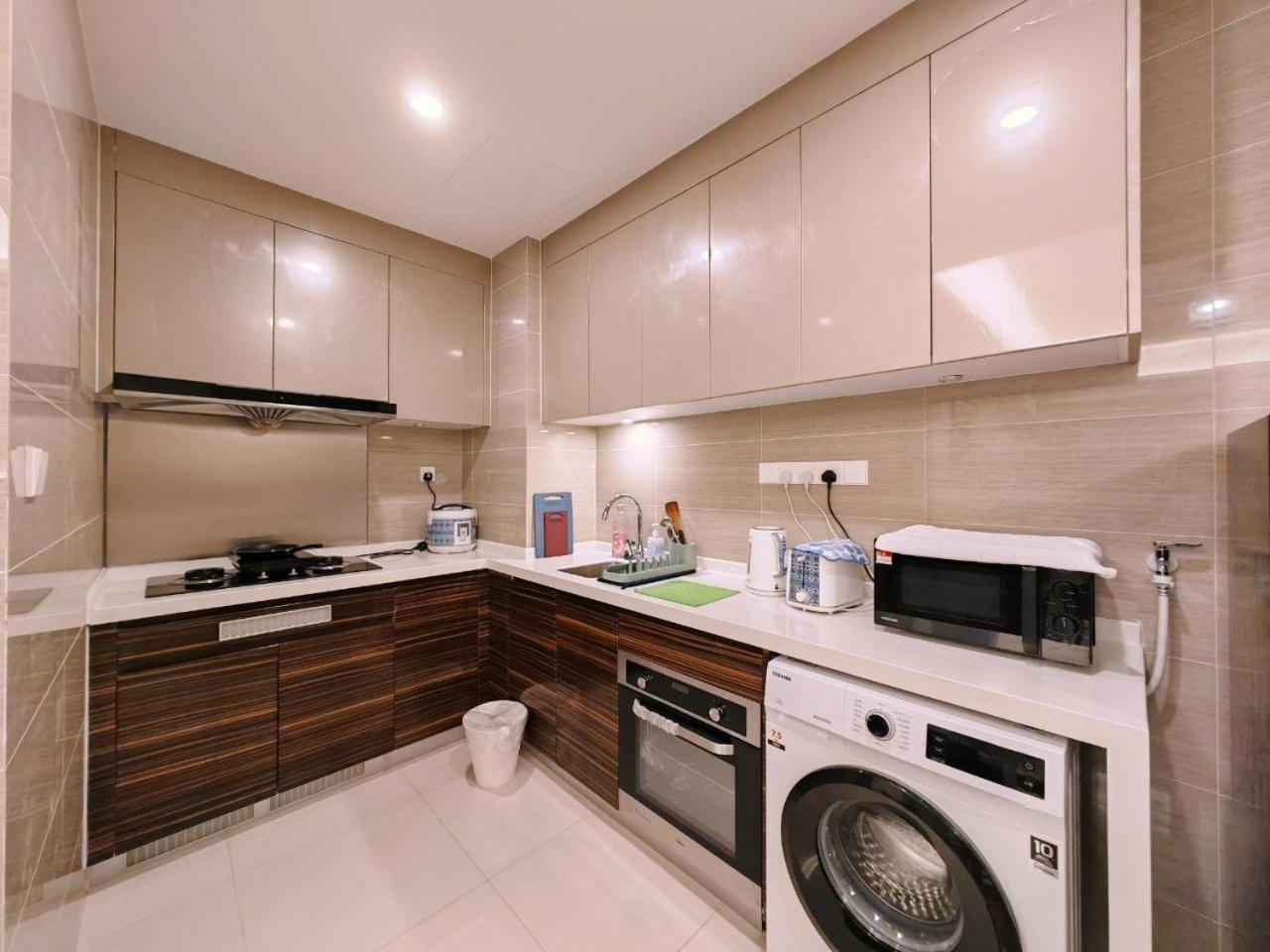 R&F Princess Cove JB Apartment Suites By SC Homestay