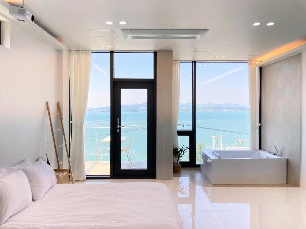 Yeosu Staylog