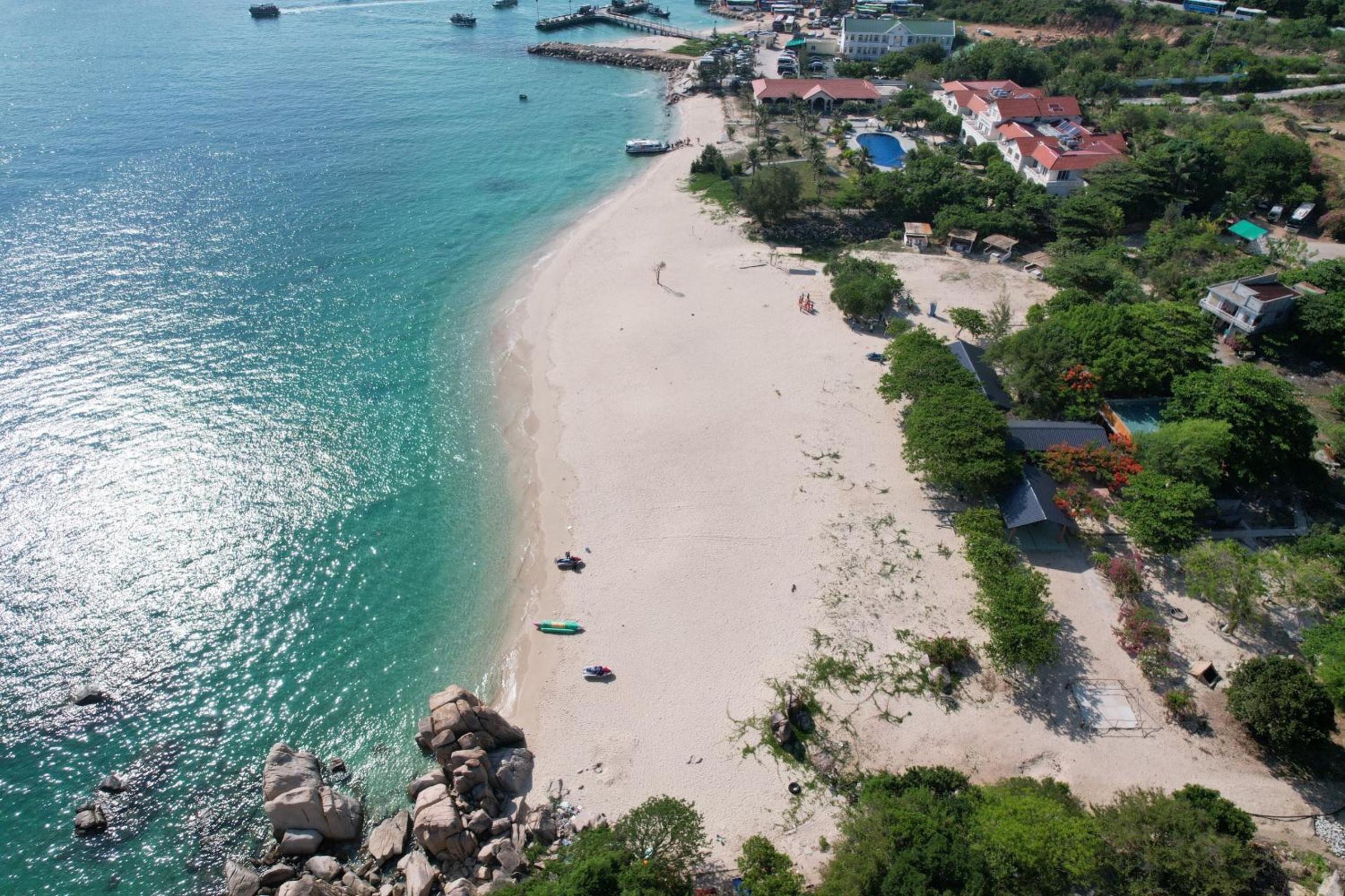 Cá heo camping view 4