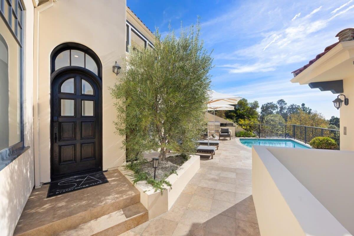 Chateau Beverly Hills by Stay Awhile Villas