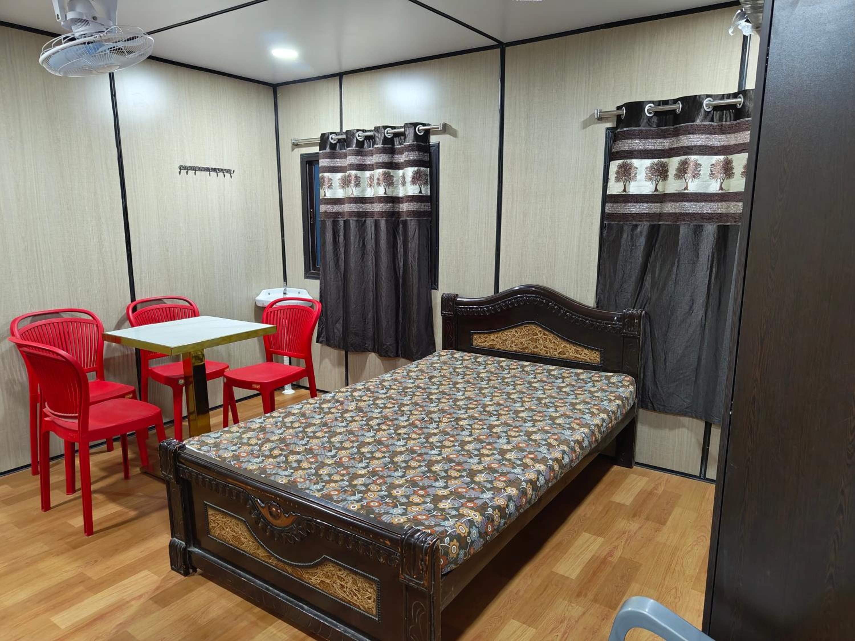 Container Home Stay