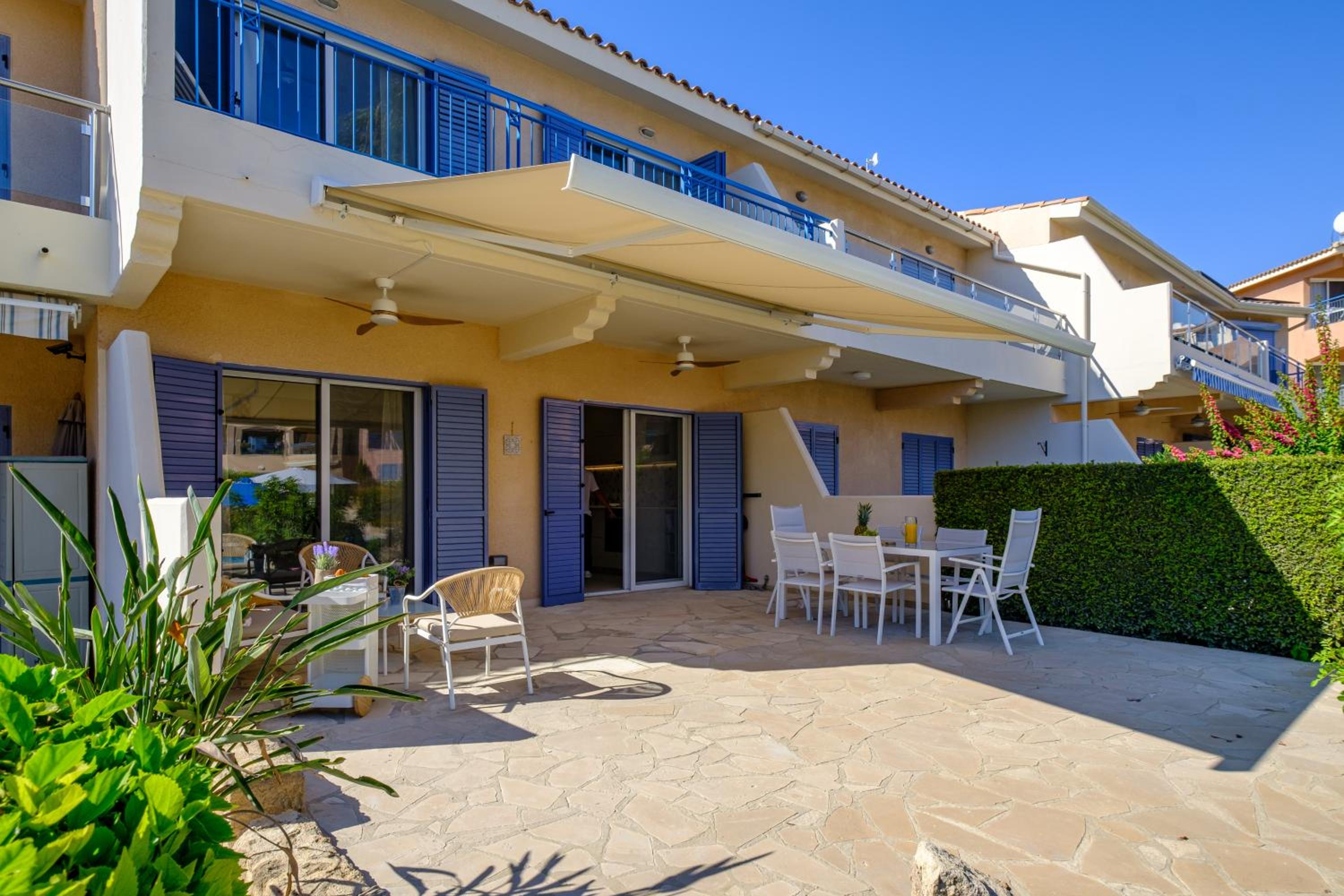 NEW Luxury Townhouse 2BR-2BA Large Terrace & Pool