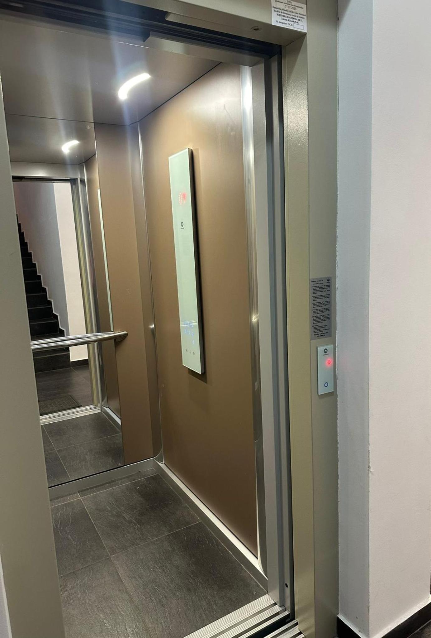 Arya Apartment-Free underground parking-ULTRACENTRAL