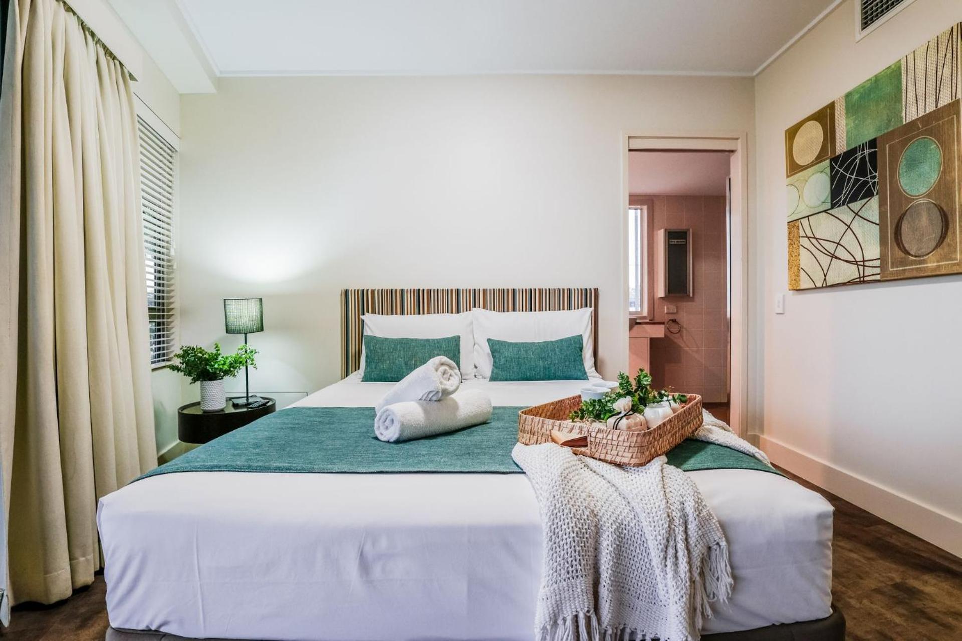 Pavillions resort 409