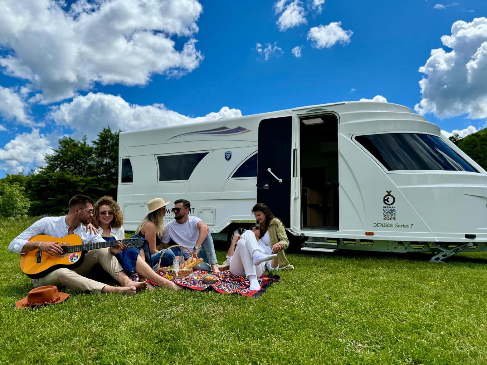 Moonlight Caravan Rental