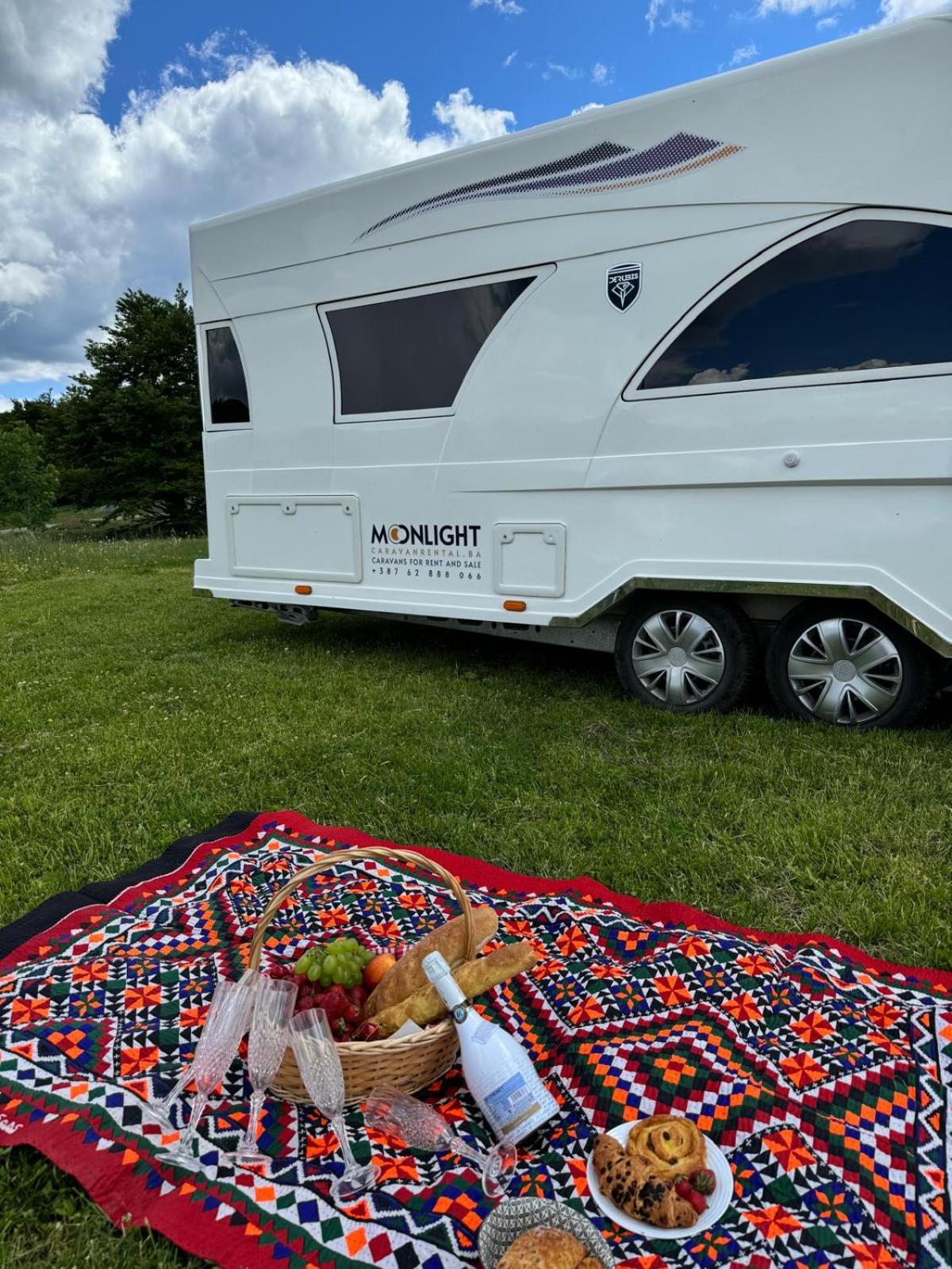 Moonlight Caravan Rental