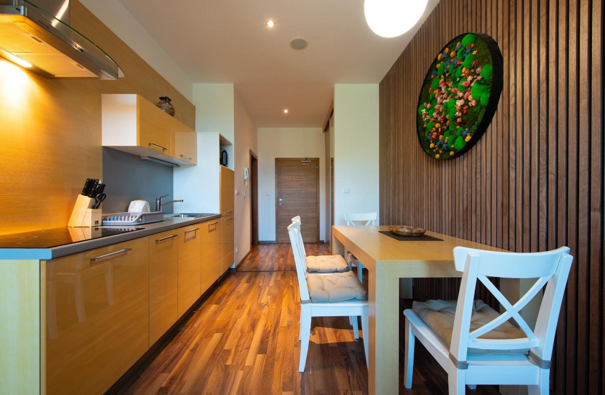 No. 39, Apartment House Oliver view 5