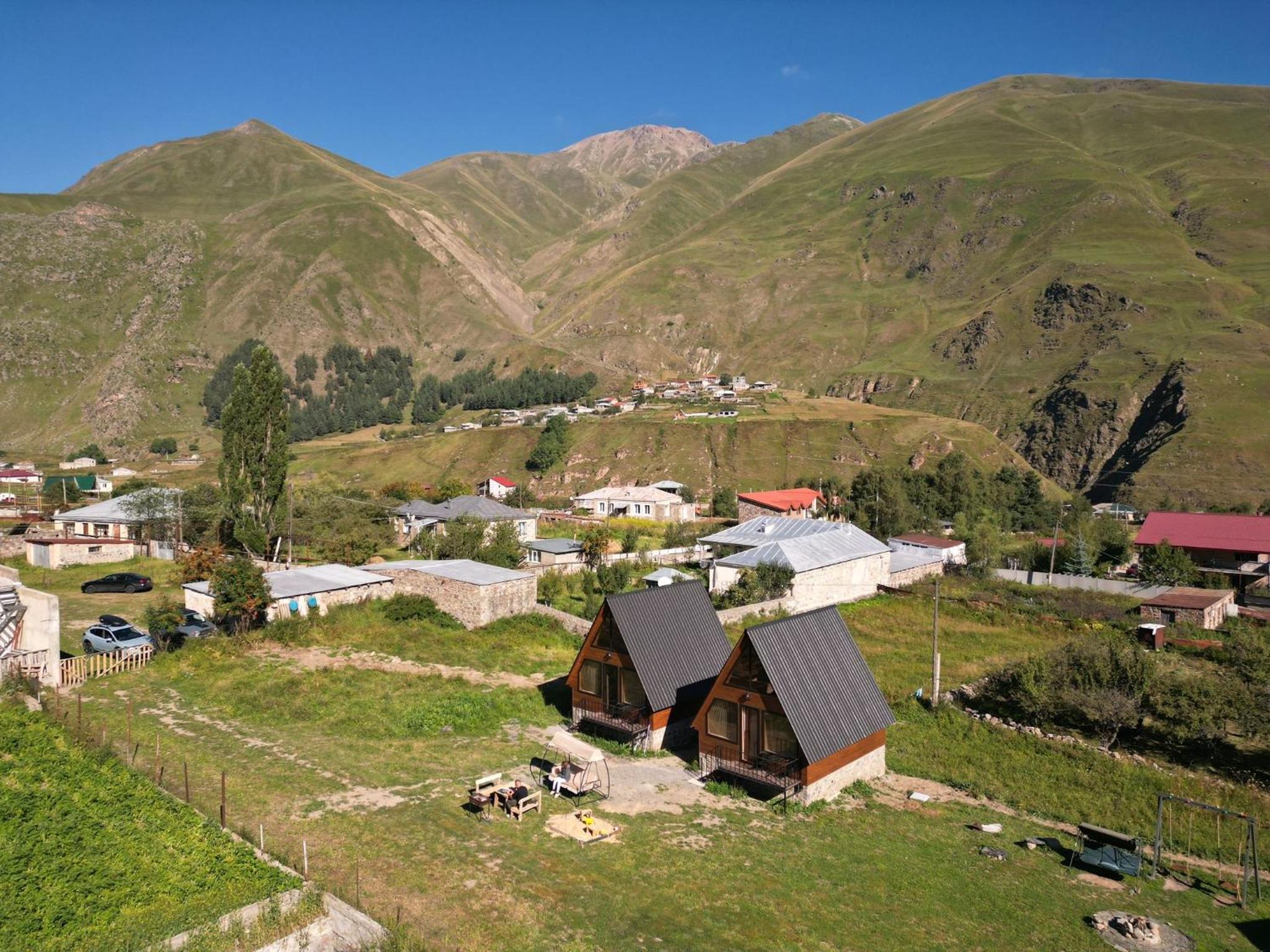 Kamara Cottages