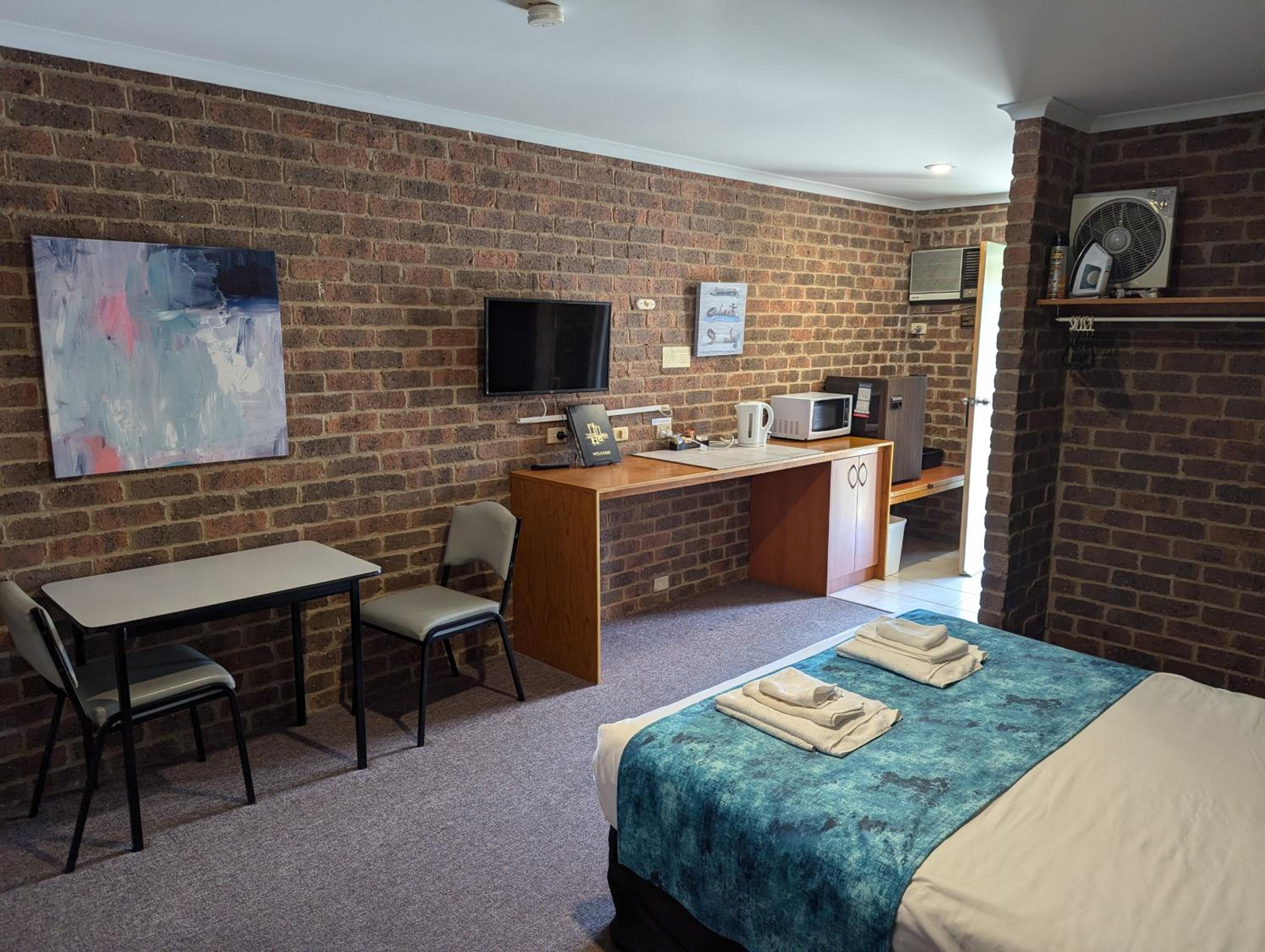 Barham Colonial Motel