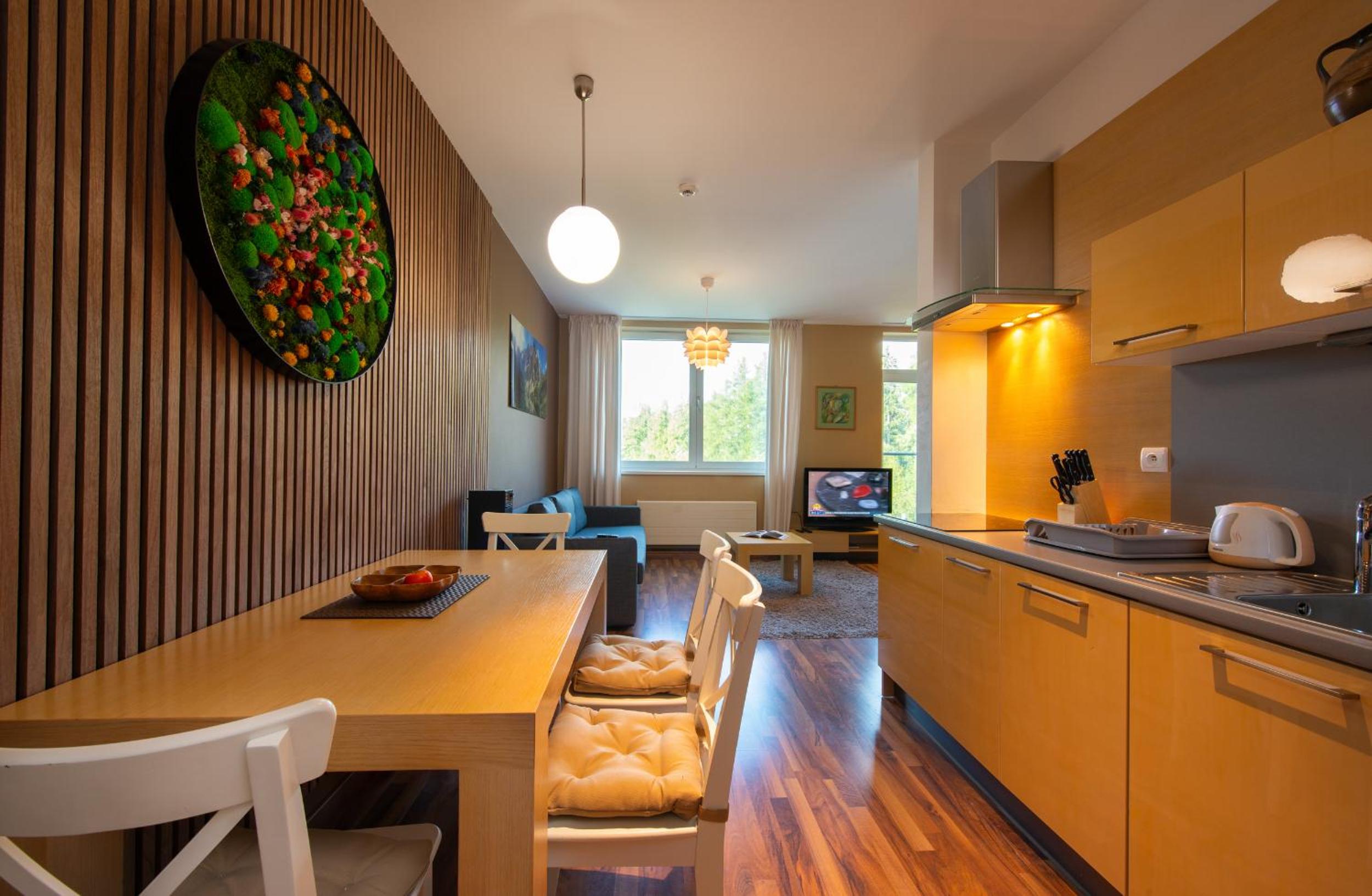 No. 39, Apartment House Oliver view 4