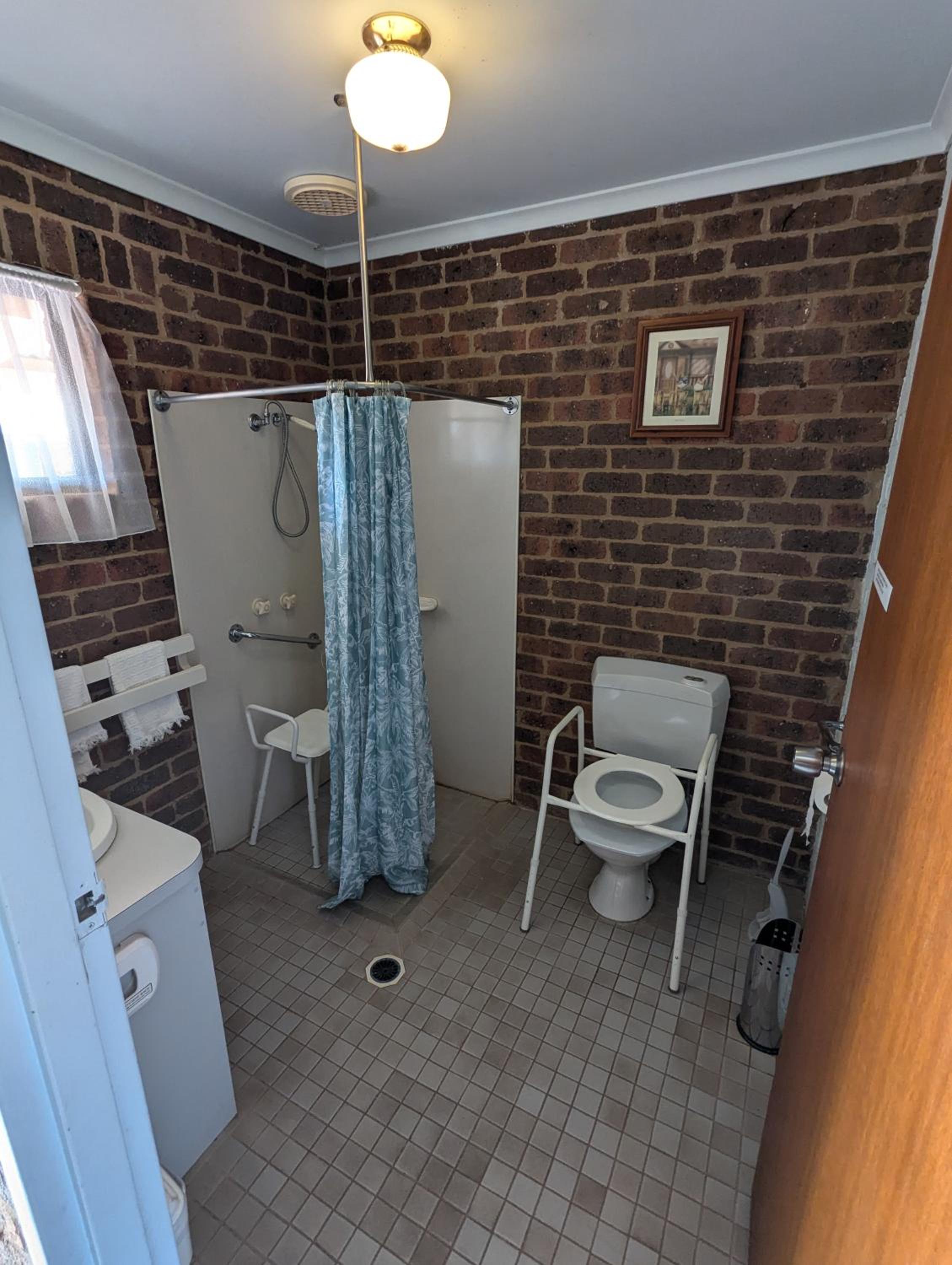 Barham Colonial Motel