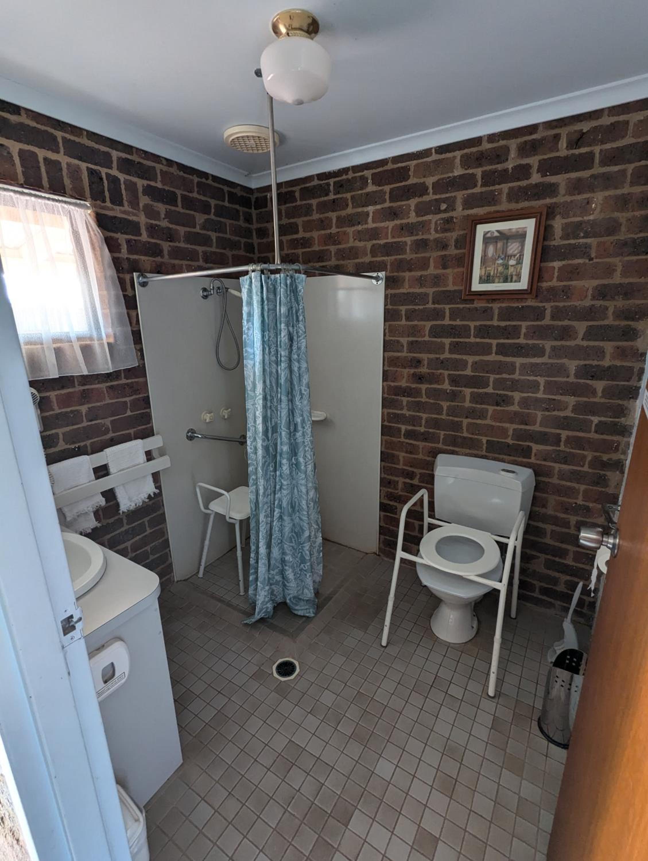 Barham Colonial Motel