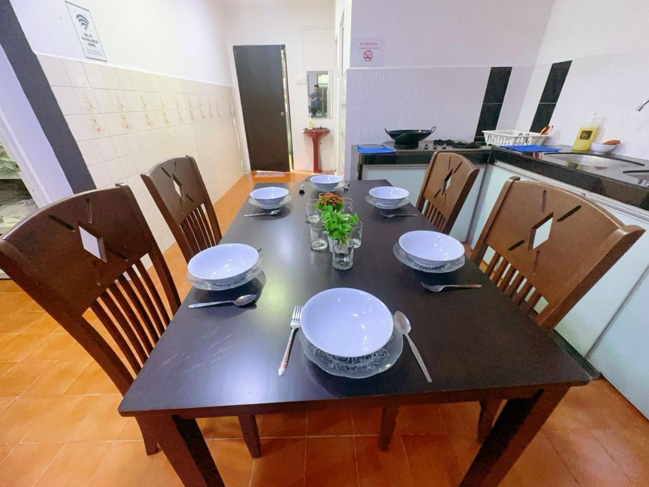 B02 Istimewa Pandan Bungalow Homestay Jb In Kg Pandan