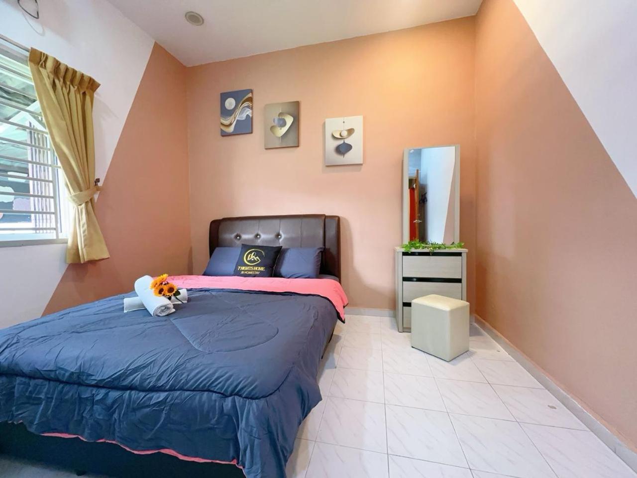 B02 Istimewa Pandan Bungalow Homestay Jb In Kg Pandan
