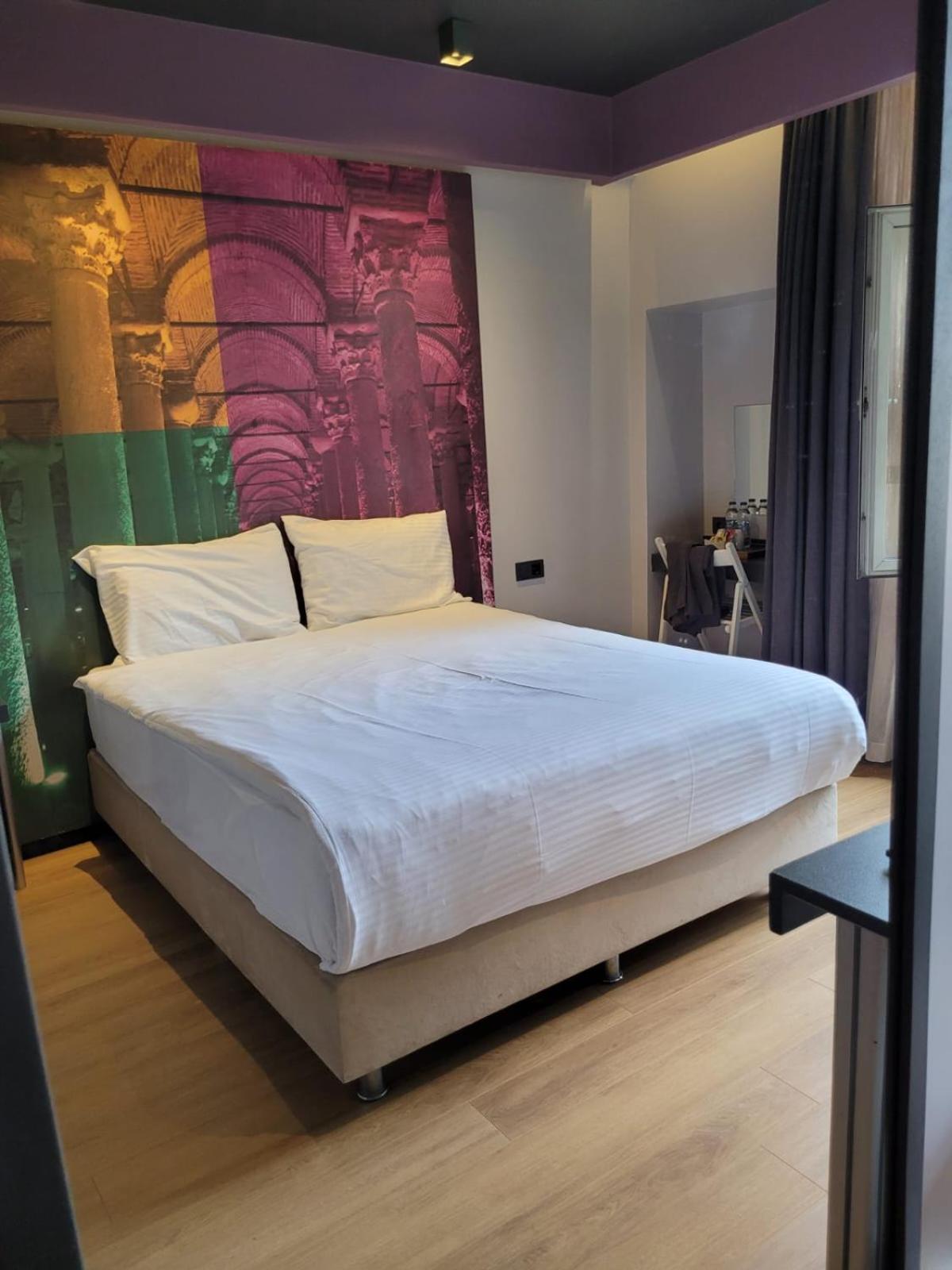 Tulip City Hotel - Image 9