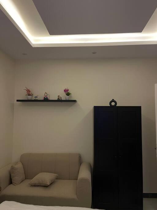 Unique studio with outdoor balcony in hittin