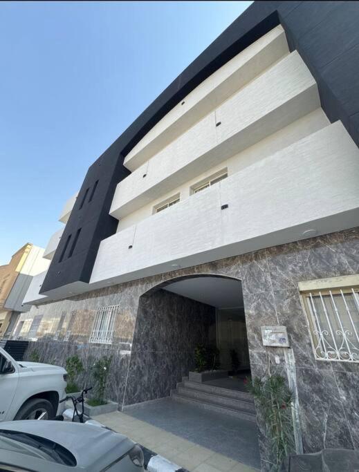 Unique studio with outdoor balcony in hittin