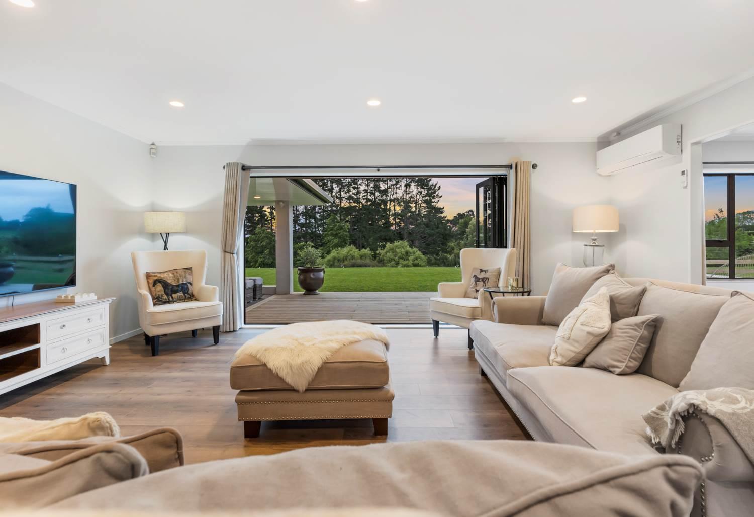 Luxury Escape Karaka