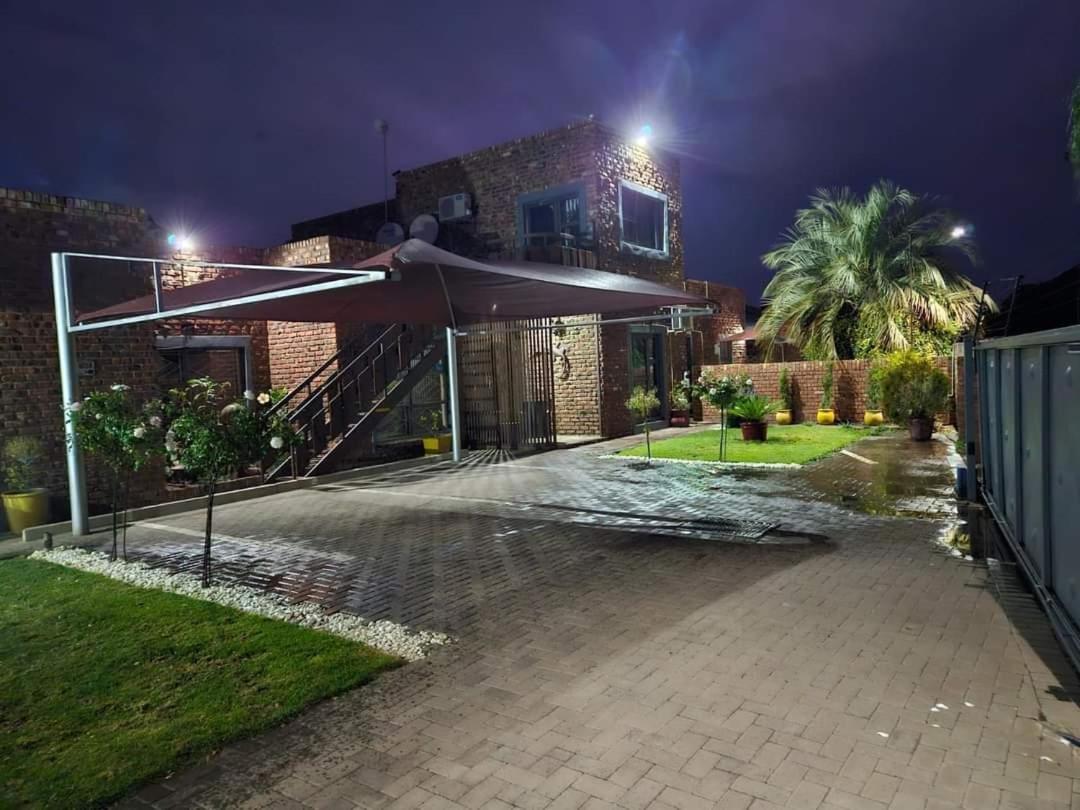 7A Jameson Guesthouse view 2
