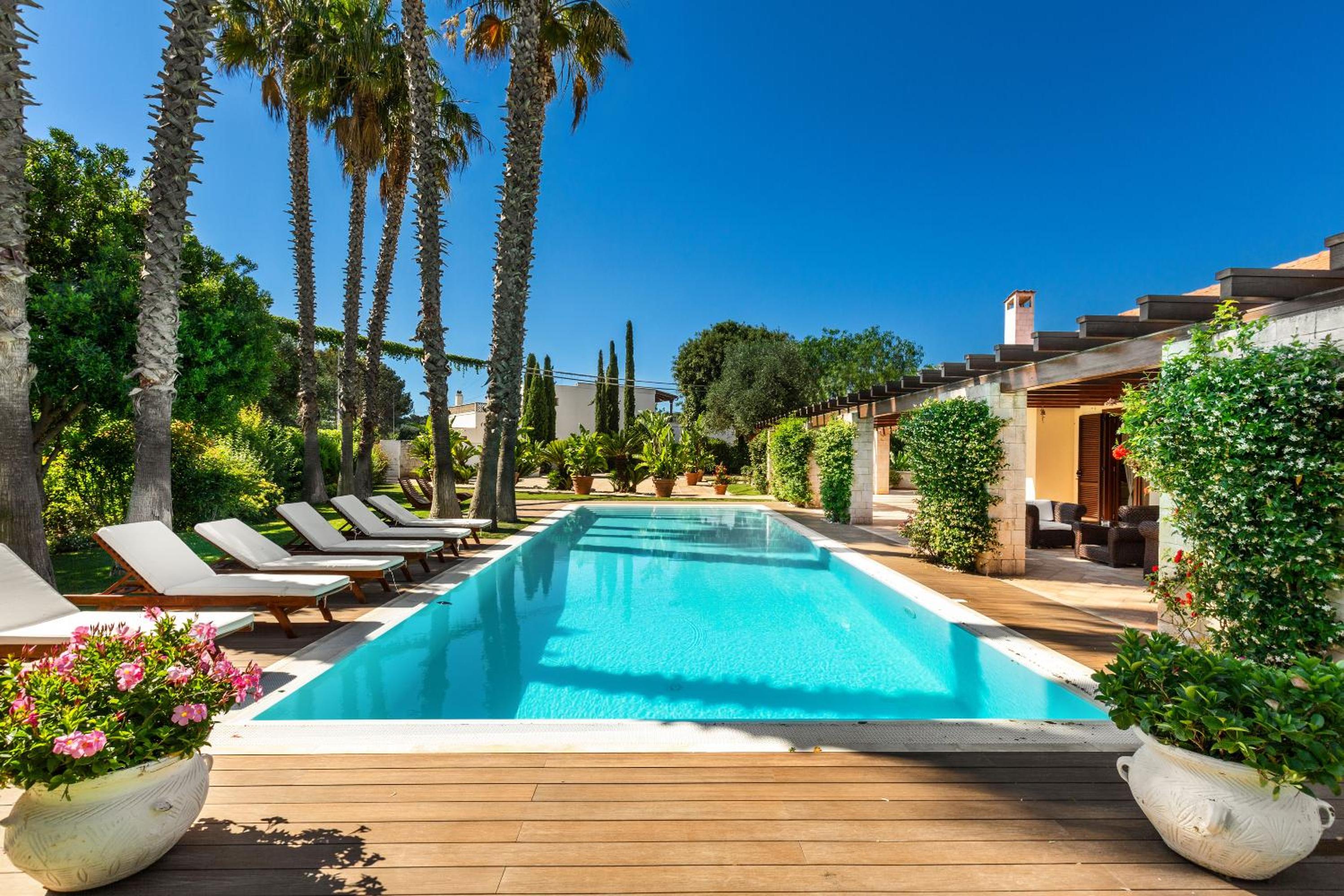 Villa Monica by BarbarHouse view 4
