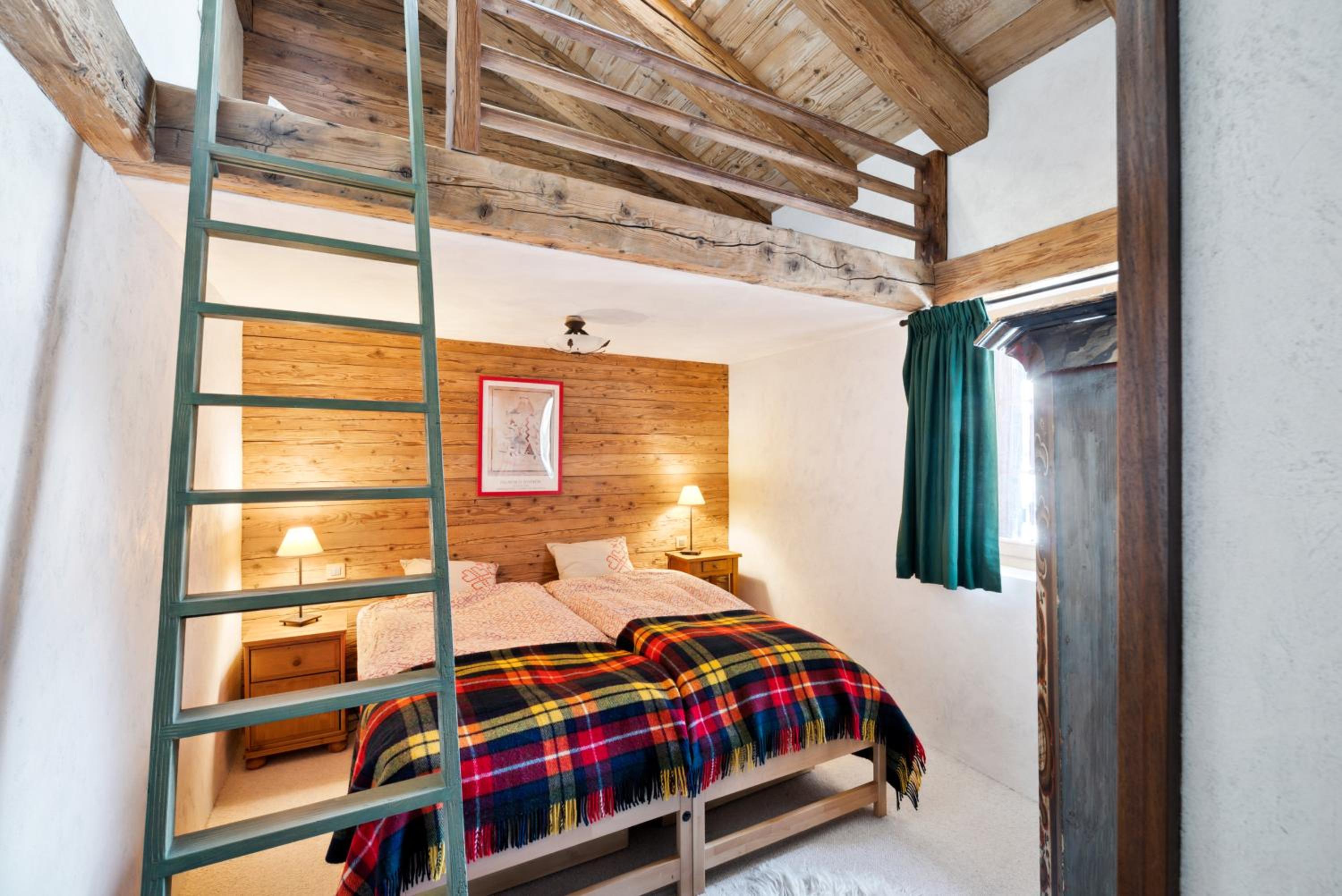 La Ruinette-lovely Ski Inski Out Verbier Chalet