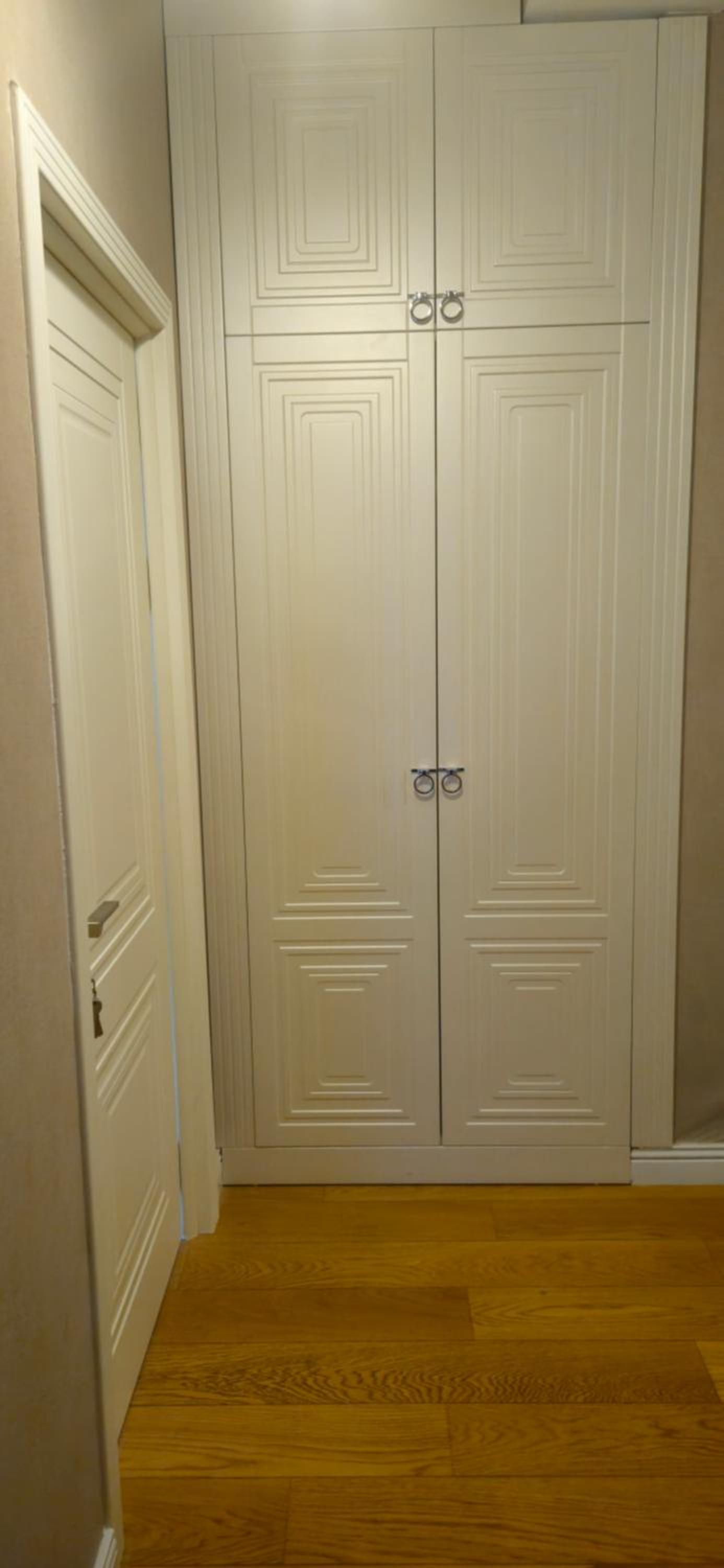 Apartment 23