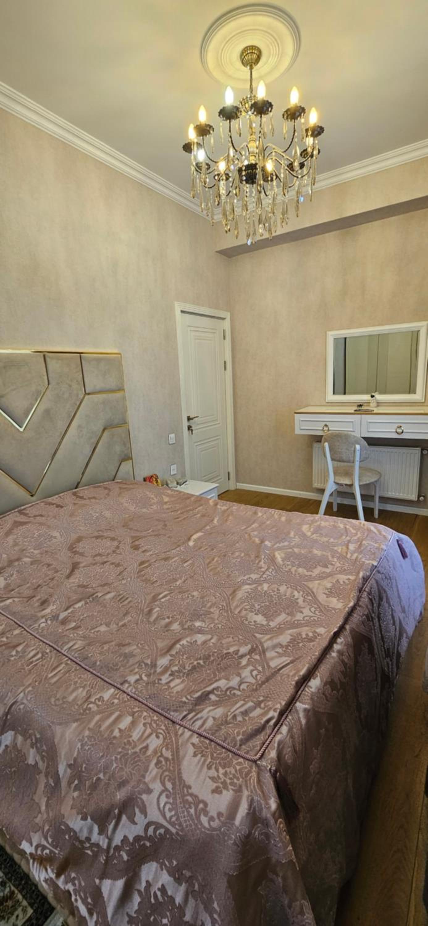Apartment 23