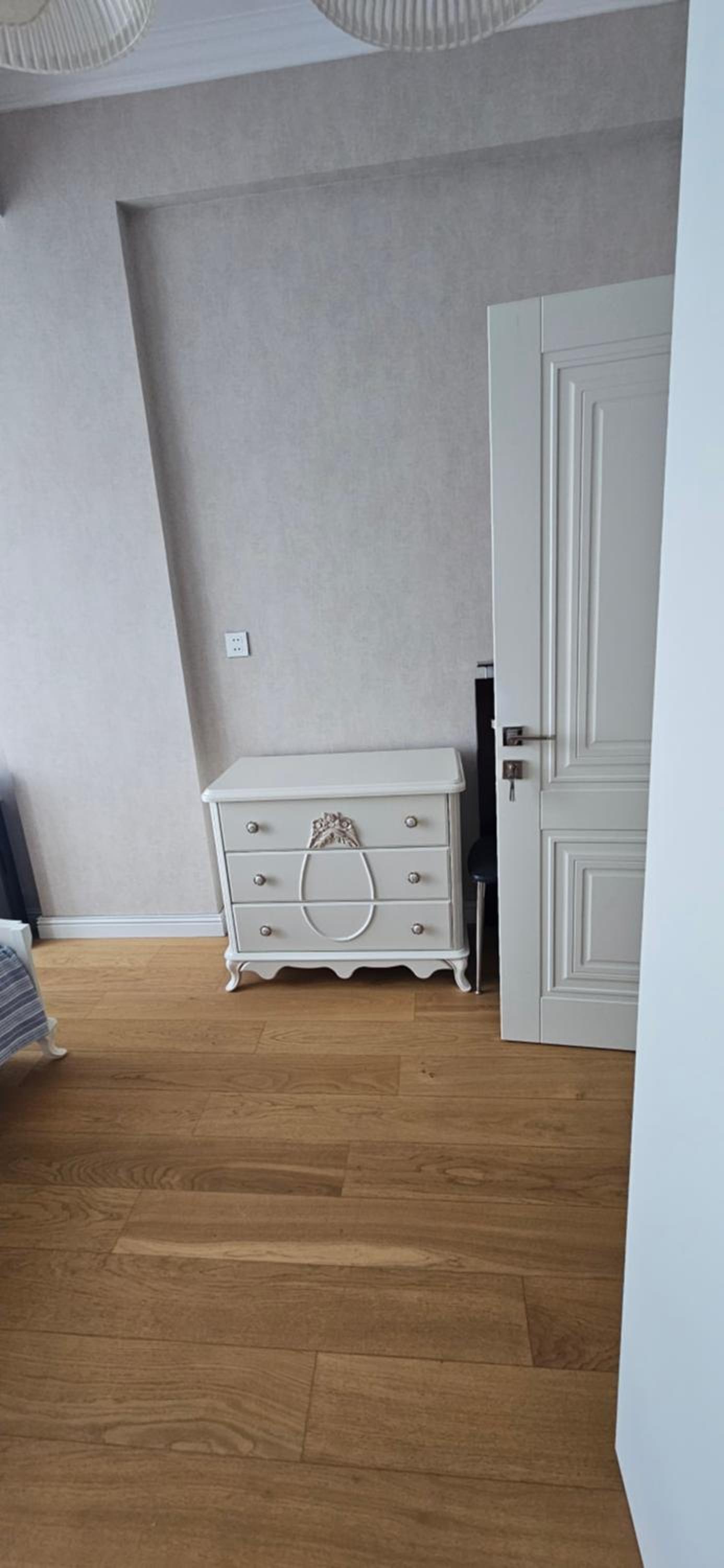 Apartment 23