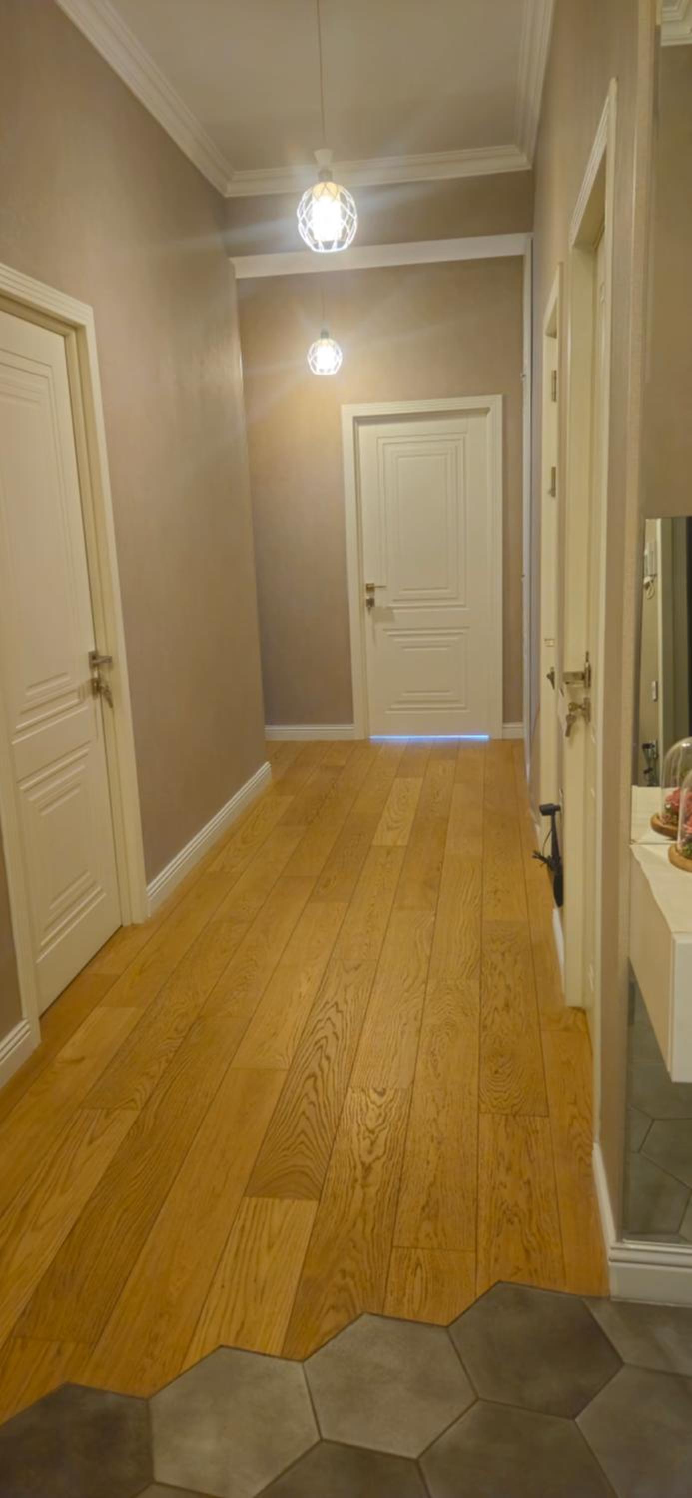 Apartment 23