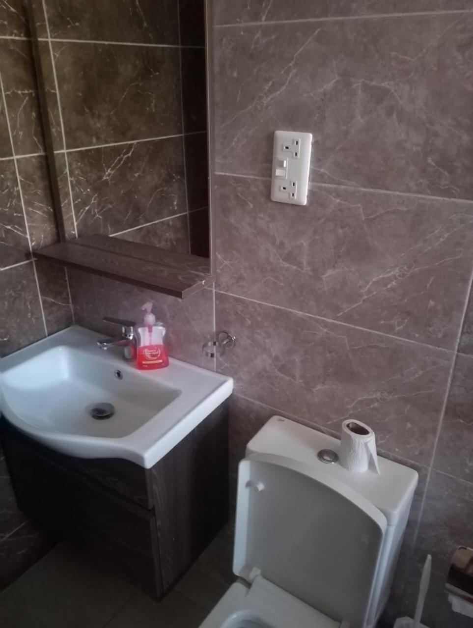 Elegant 3 bedroom at Rosewood residency