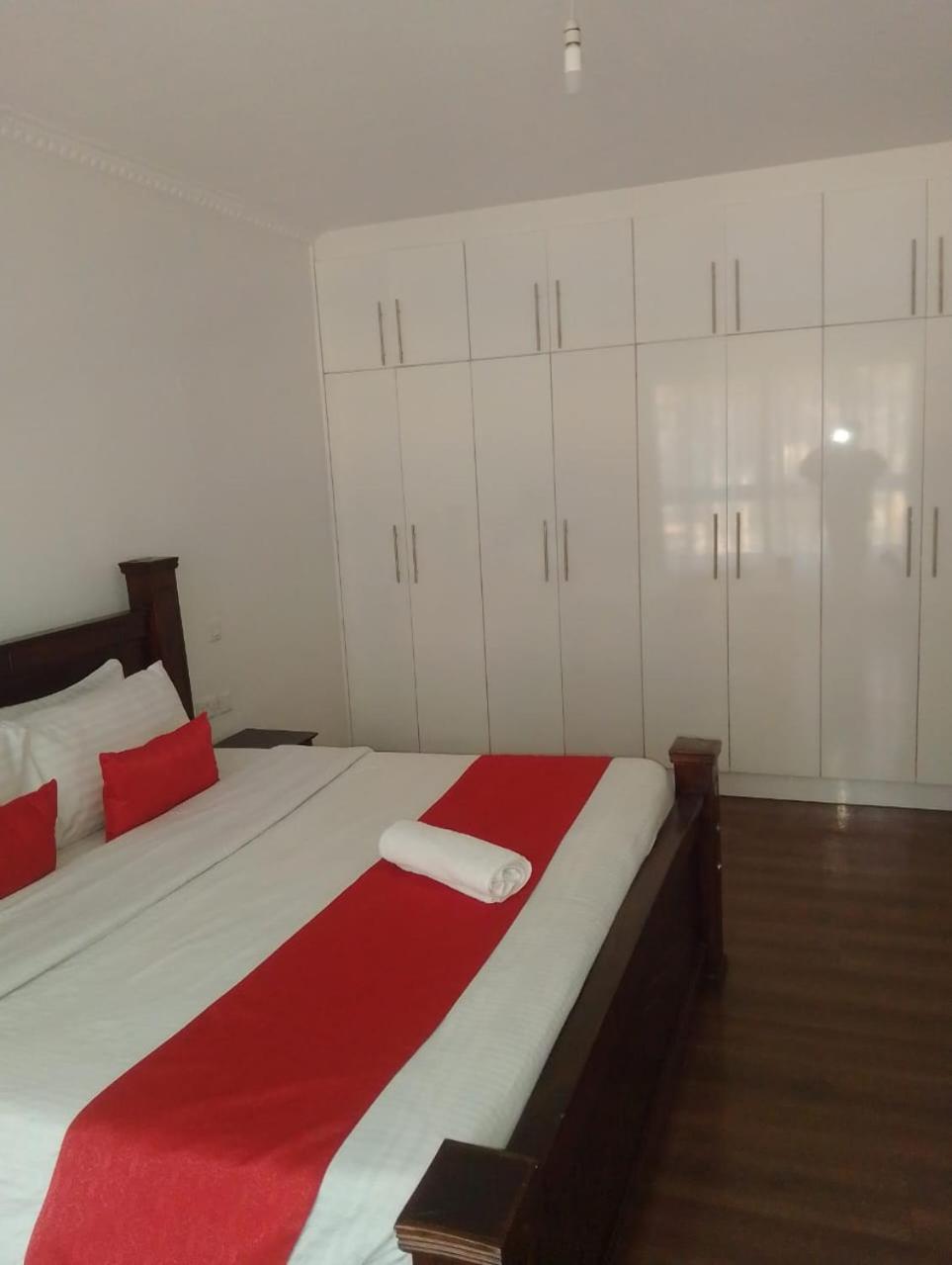 Elegant 3 bedroom at Rosewood residency