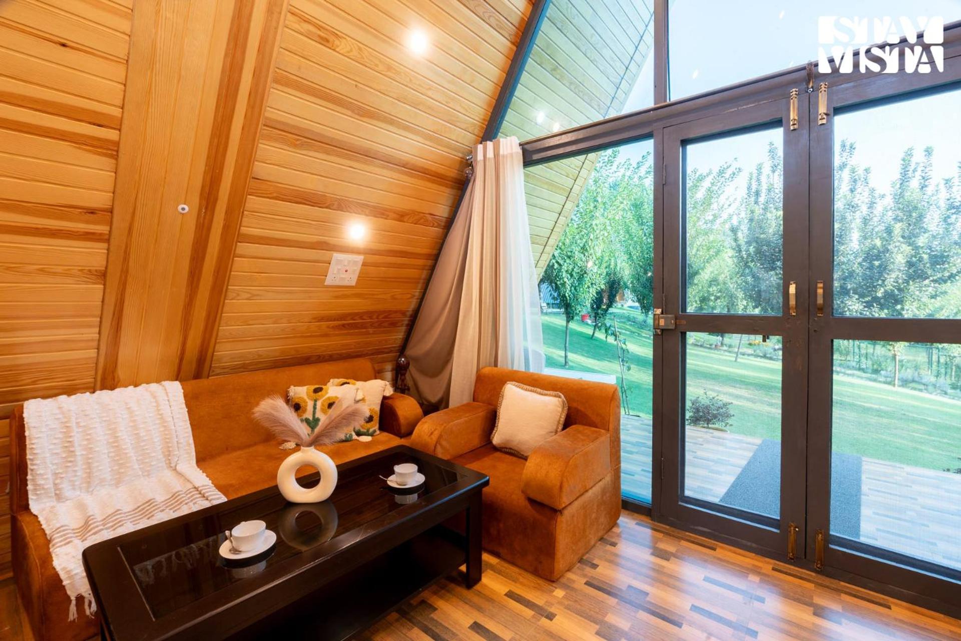 StayVista at Rahat with Private Pool, Lawn & BBQ view 5
