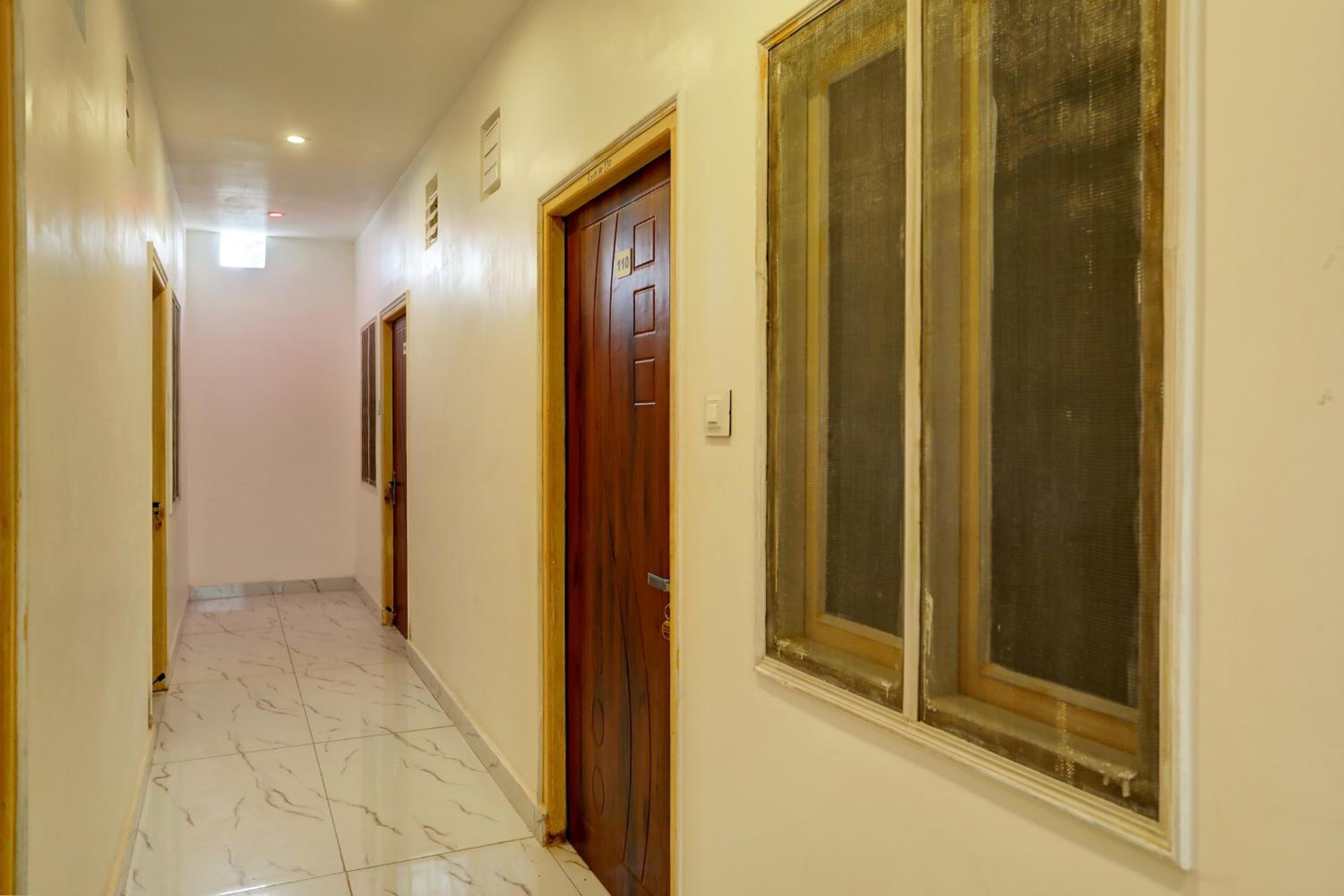 Hotel O SHARMA GUEST HOUSE