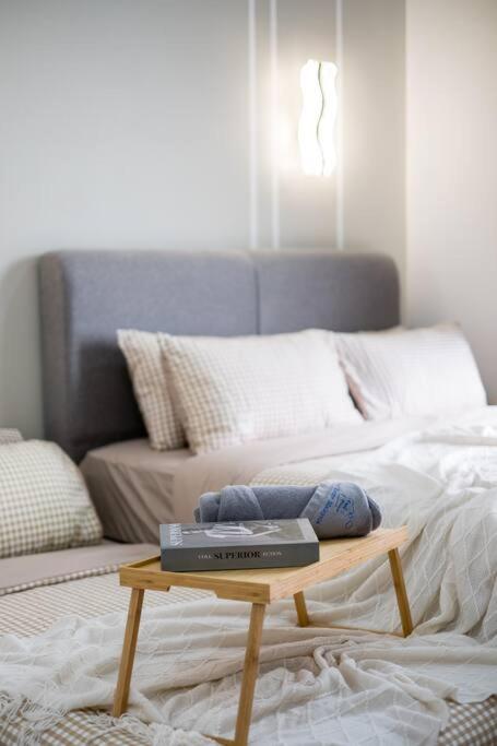 M Vertica Tower B by Feel Home