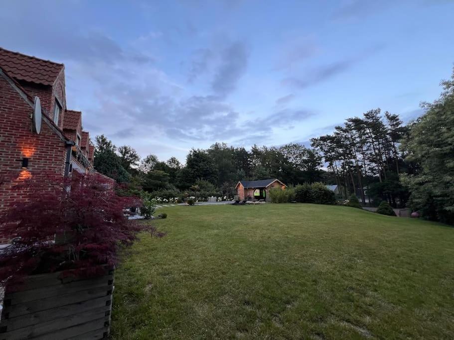 Villa in idyllic surroundings with pool and tennis